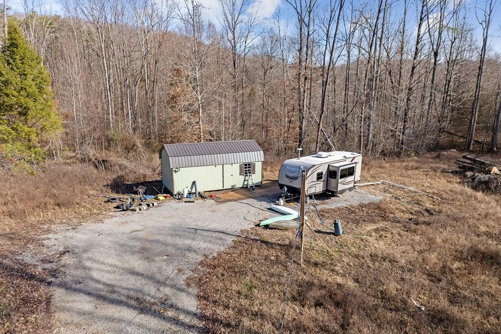10469 Monterey Hwy Property Photo 6