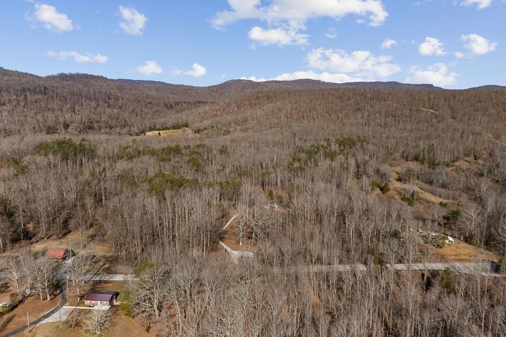 10469 Monterey Hwy Property Photo 12