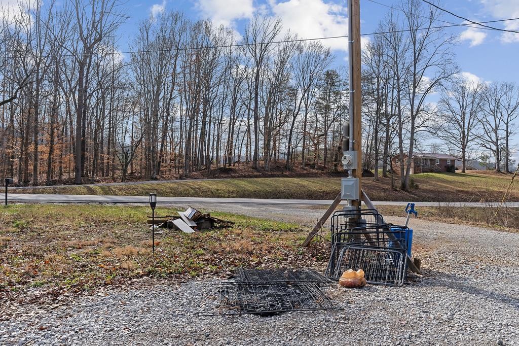 10469 Monterey Hwy Property Photo 22