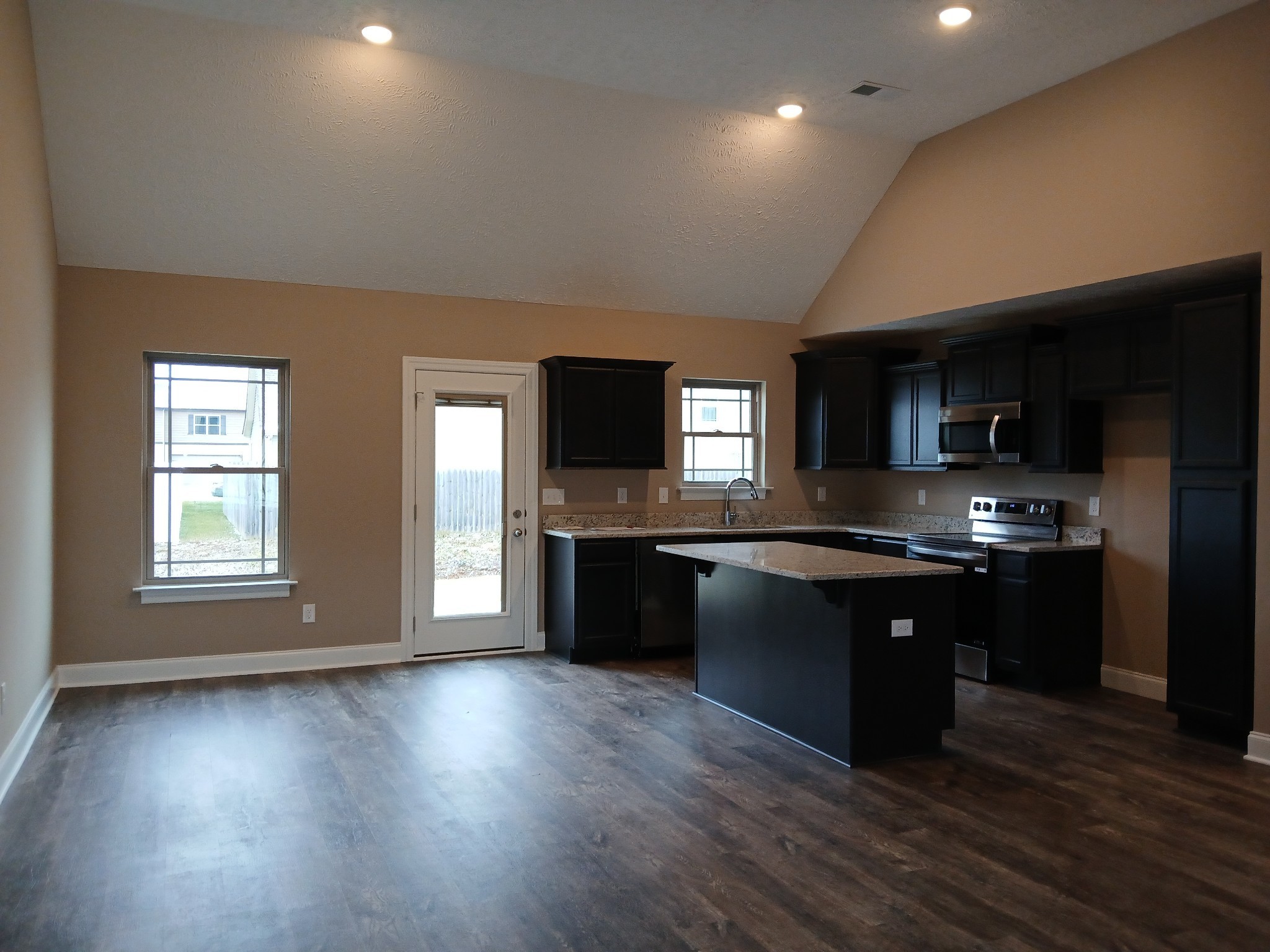 2109 Red Barn Road Property Photo 11