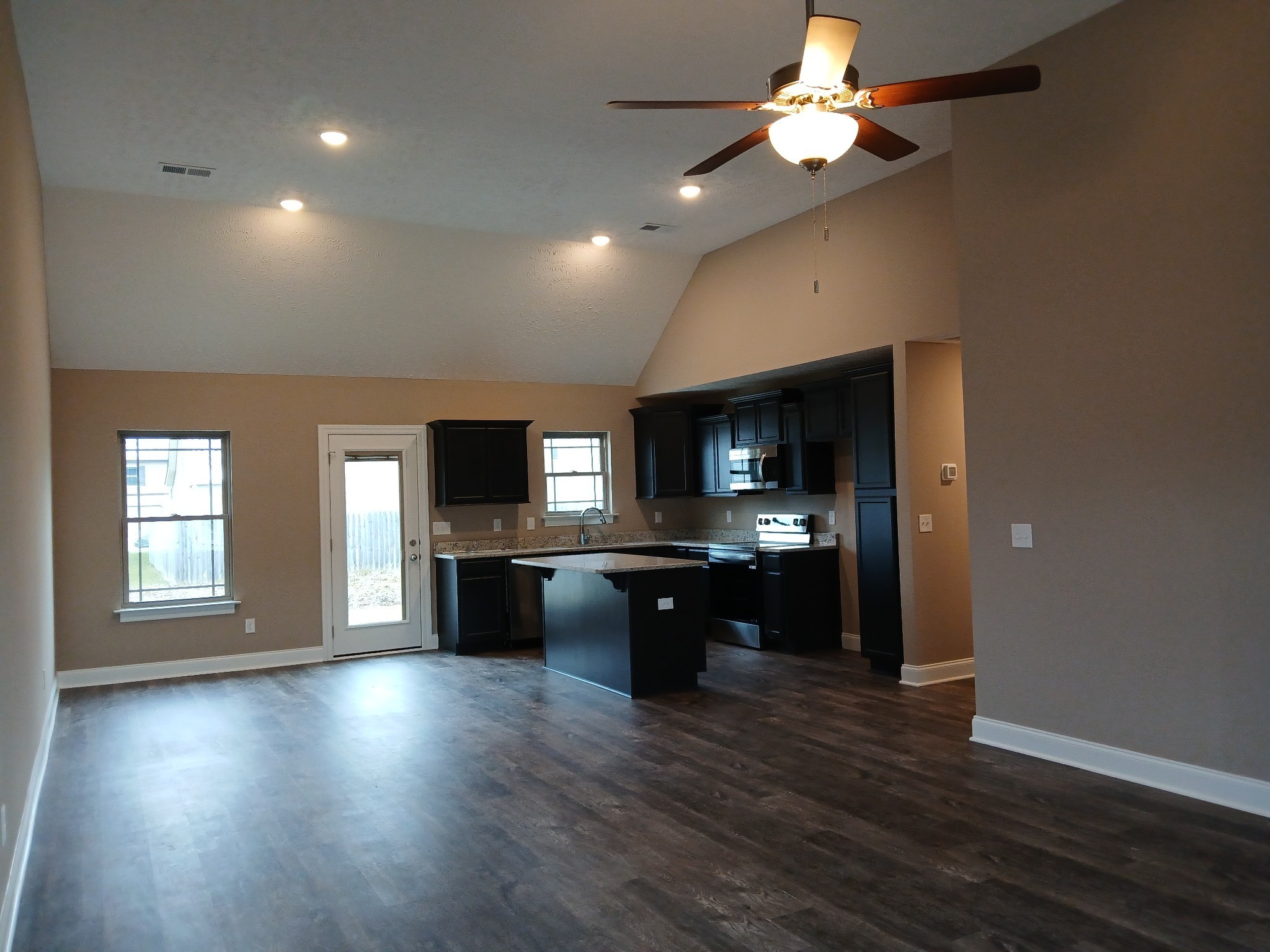 2109 Red Barn Road Property Photo 12