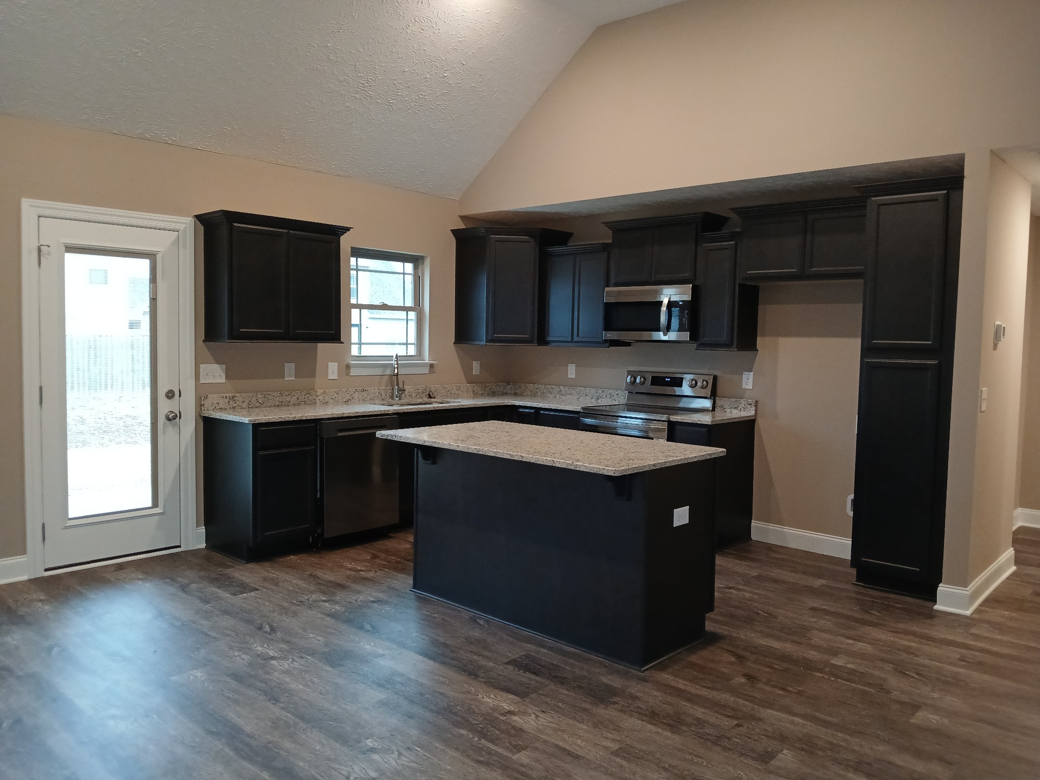 2109 Red Barn Road Property Photo 32