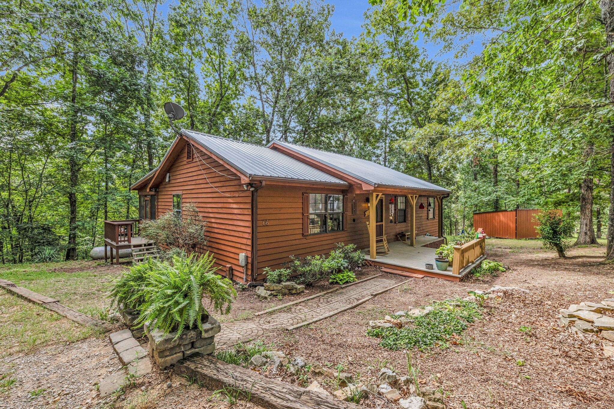 66 Valley Way Property Photo