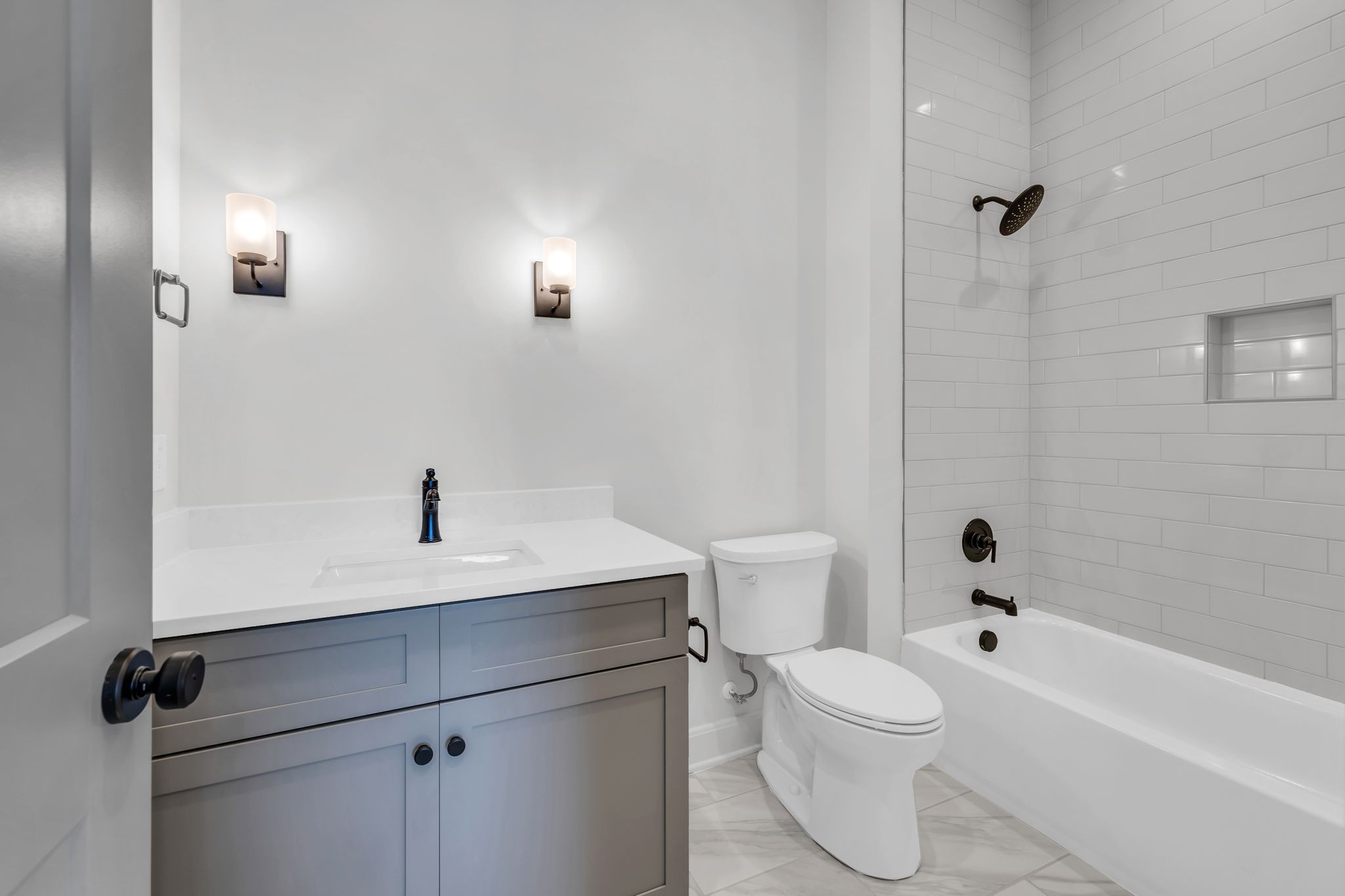 101 Cardiff Drive Property Photo 7
