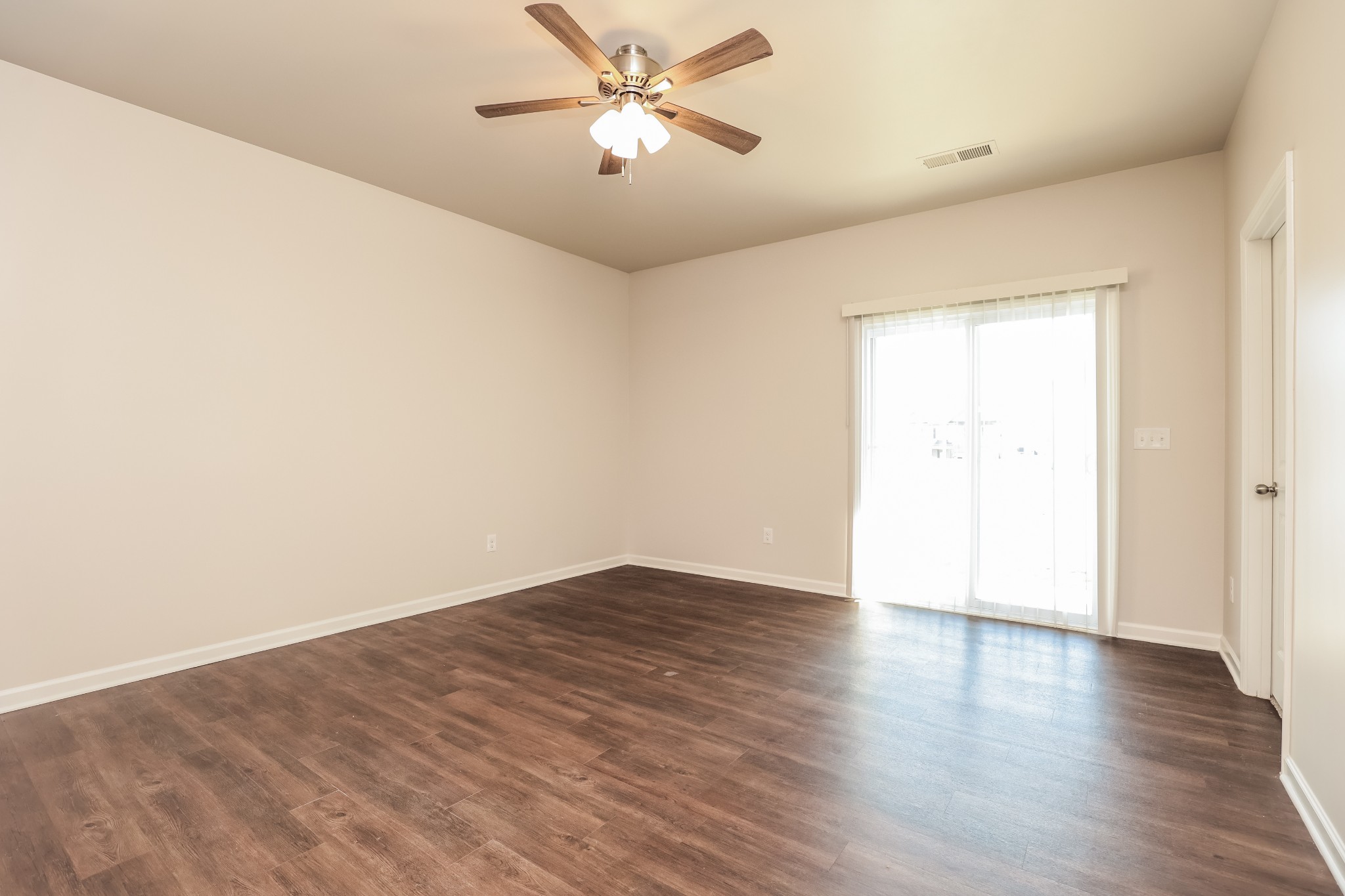 7025 Berkswell Dr Property Photo 6