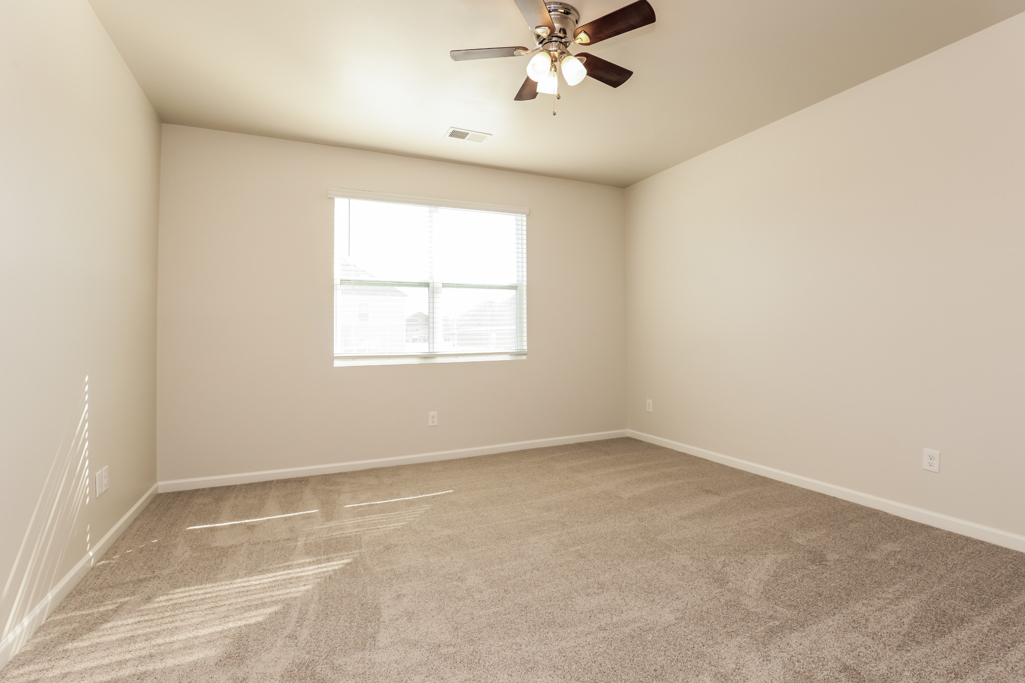 7025 Berkswell Dr Property Photo 10