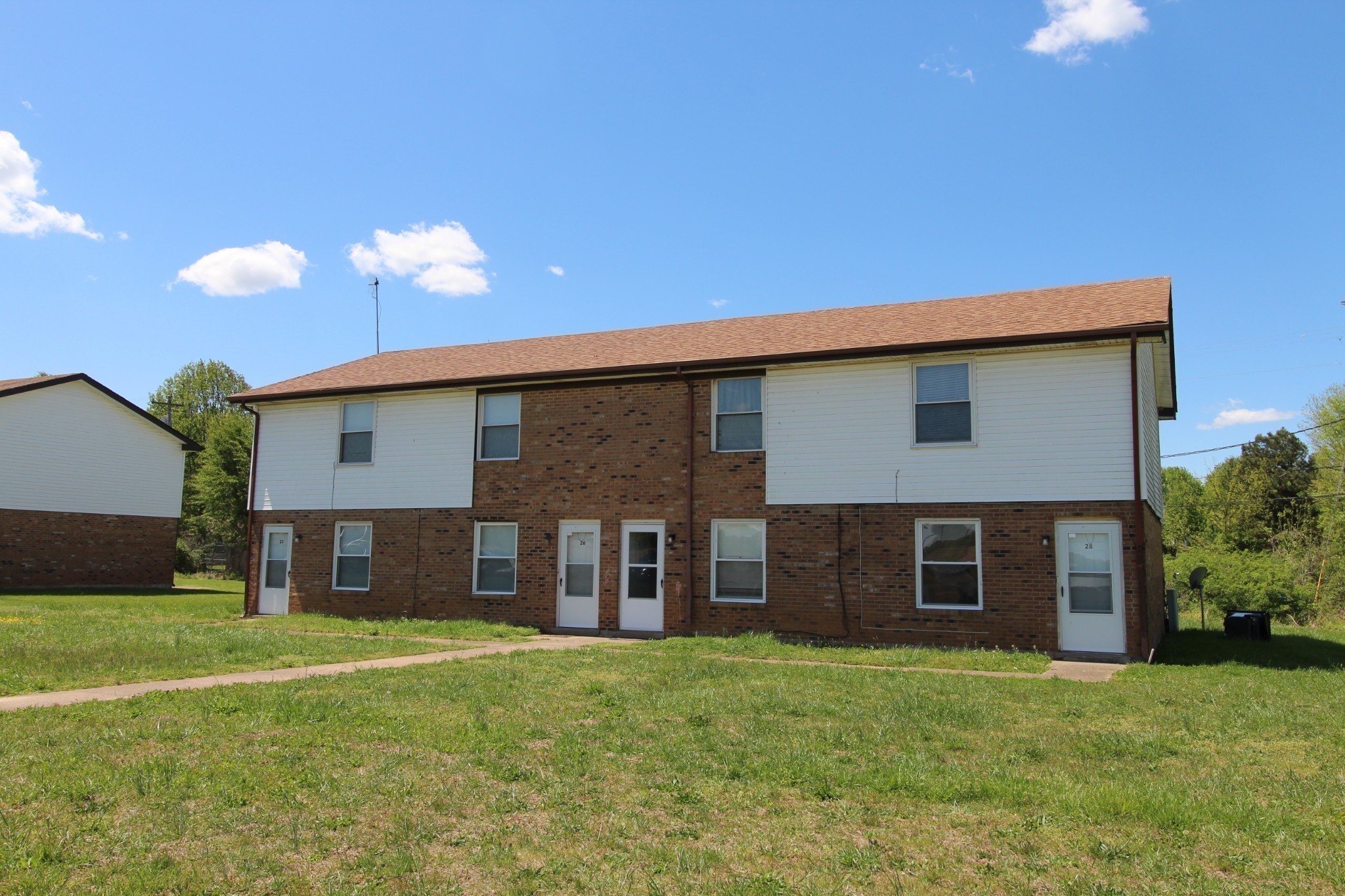 1070 Pembroke Road Property Photo 1