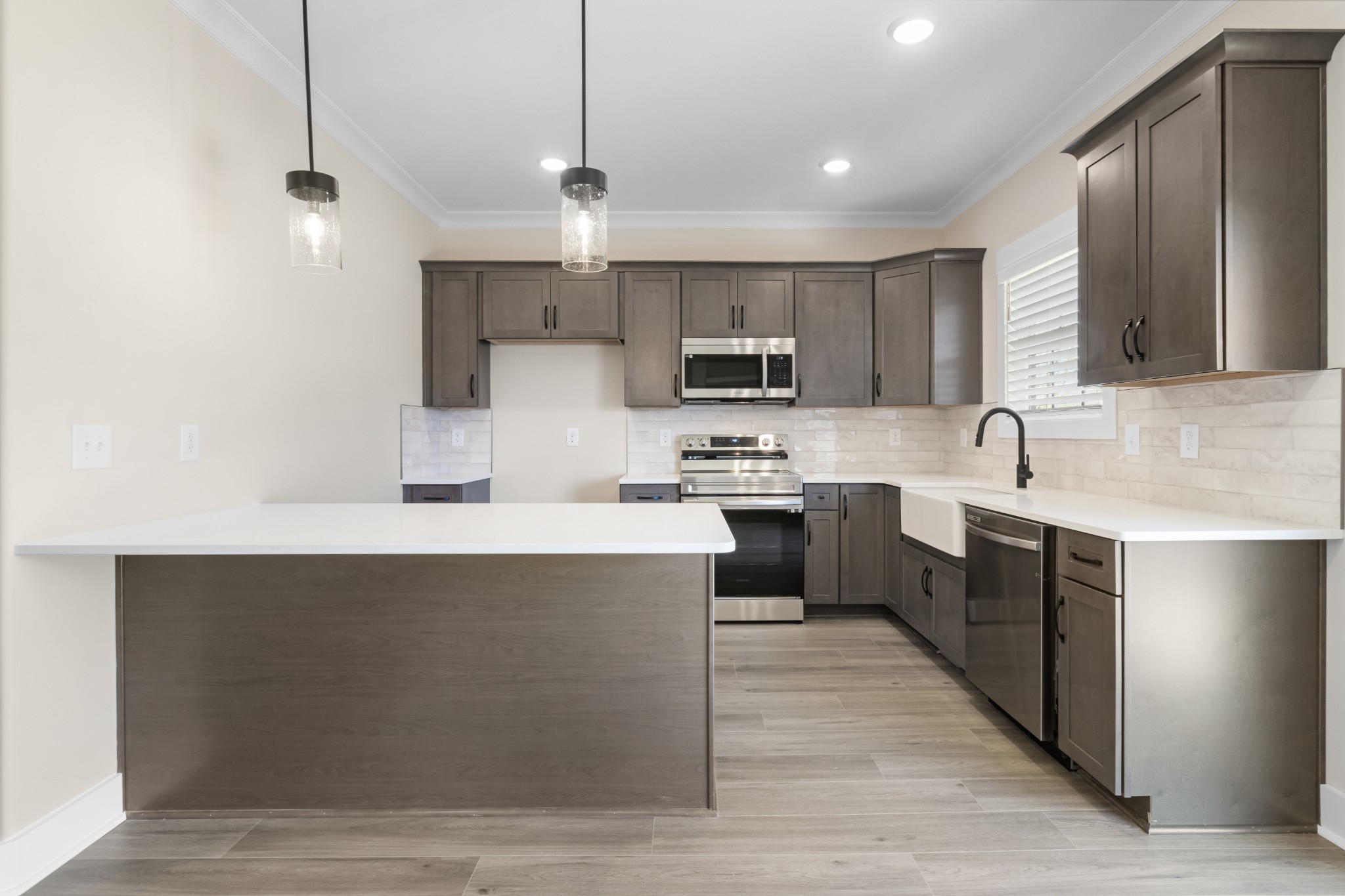 539 Charleston Cove Way Property Photo 12