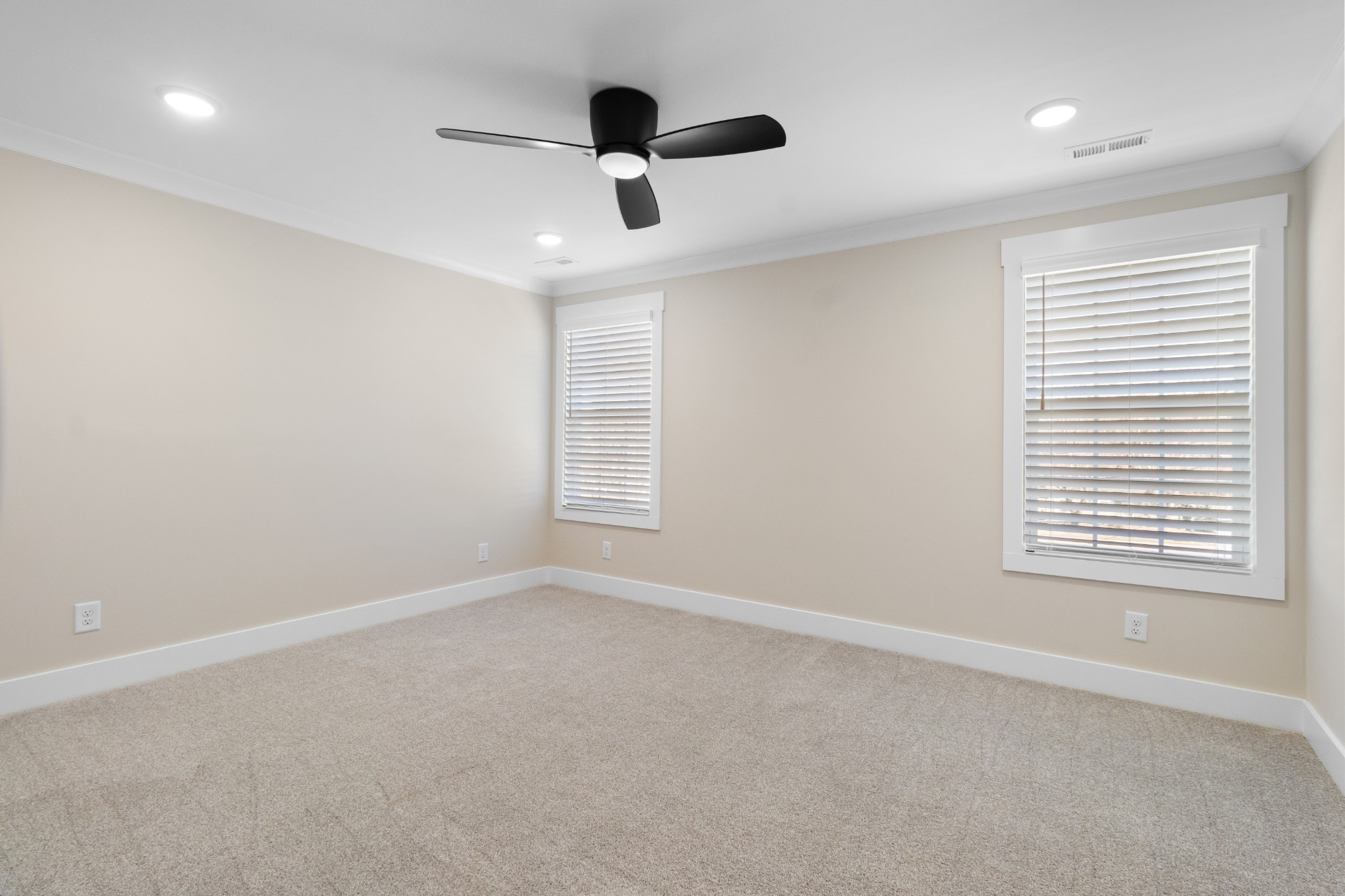 539 Charleston Cove Way Property Photo 23