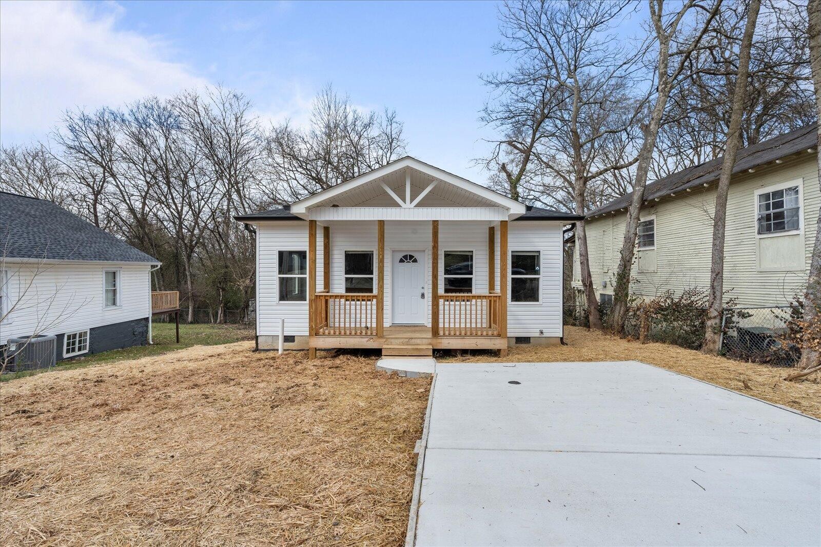 3303 Taylor Street Property Photo