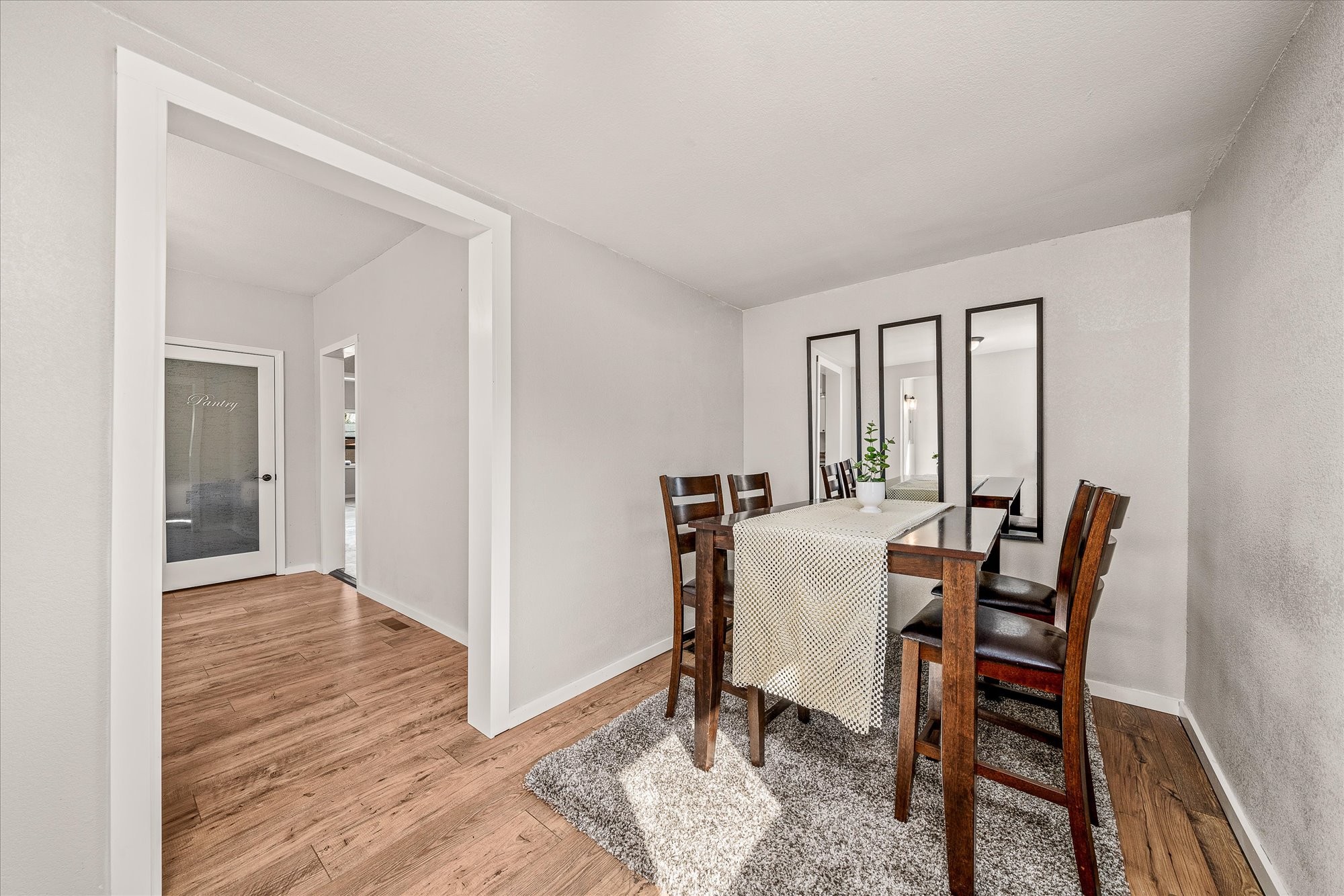111 Lee St Property Photo 13