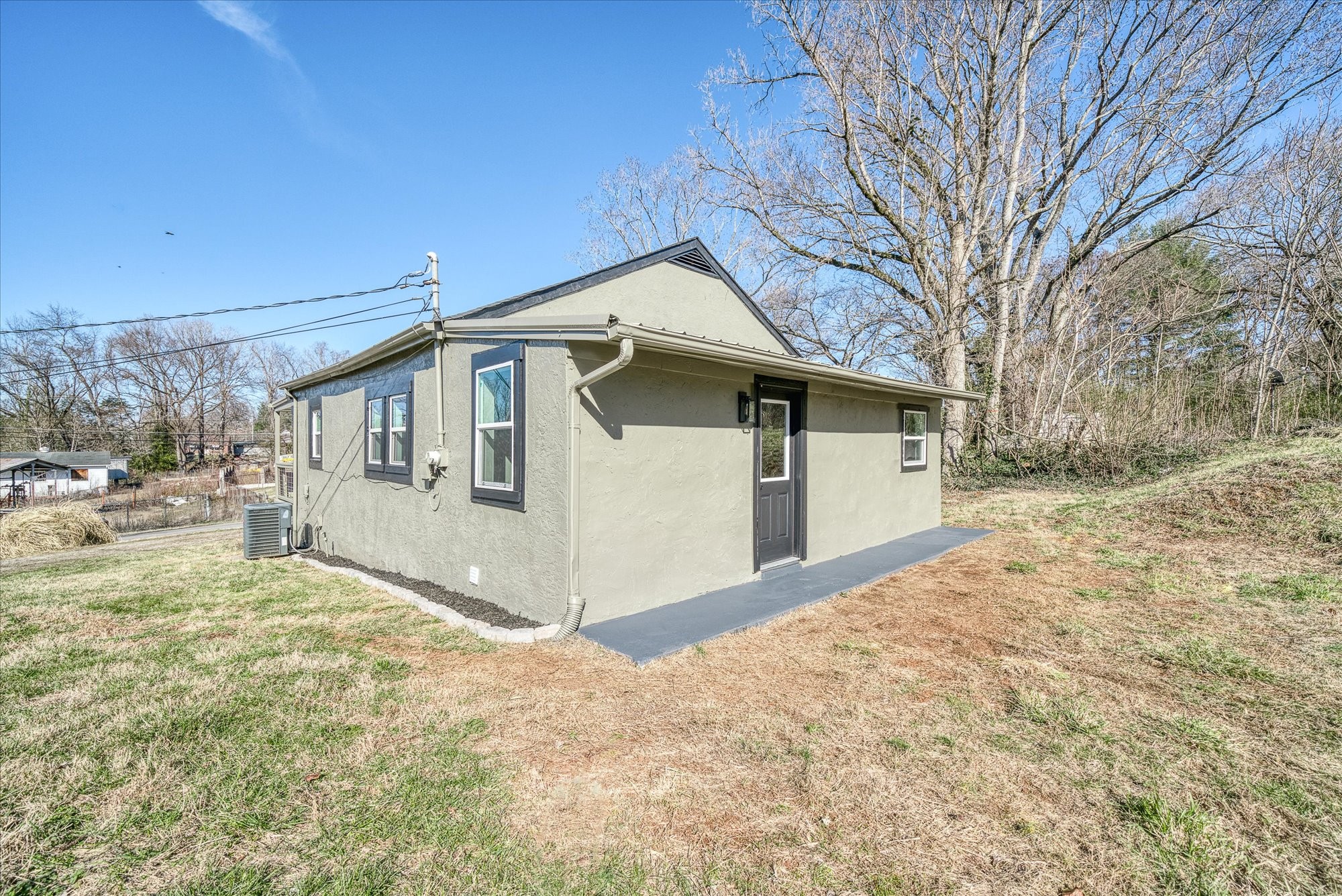 111 Lee St Property Photo 19