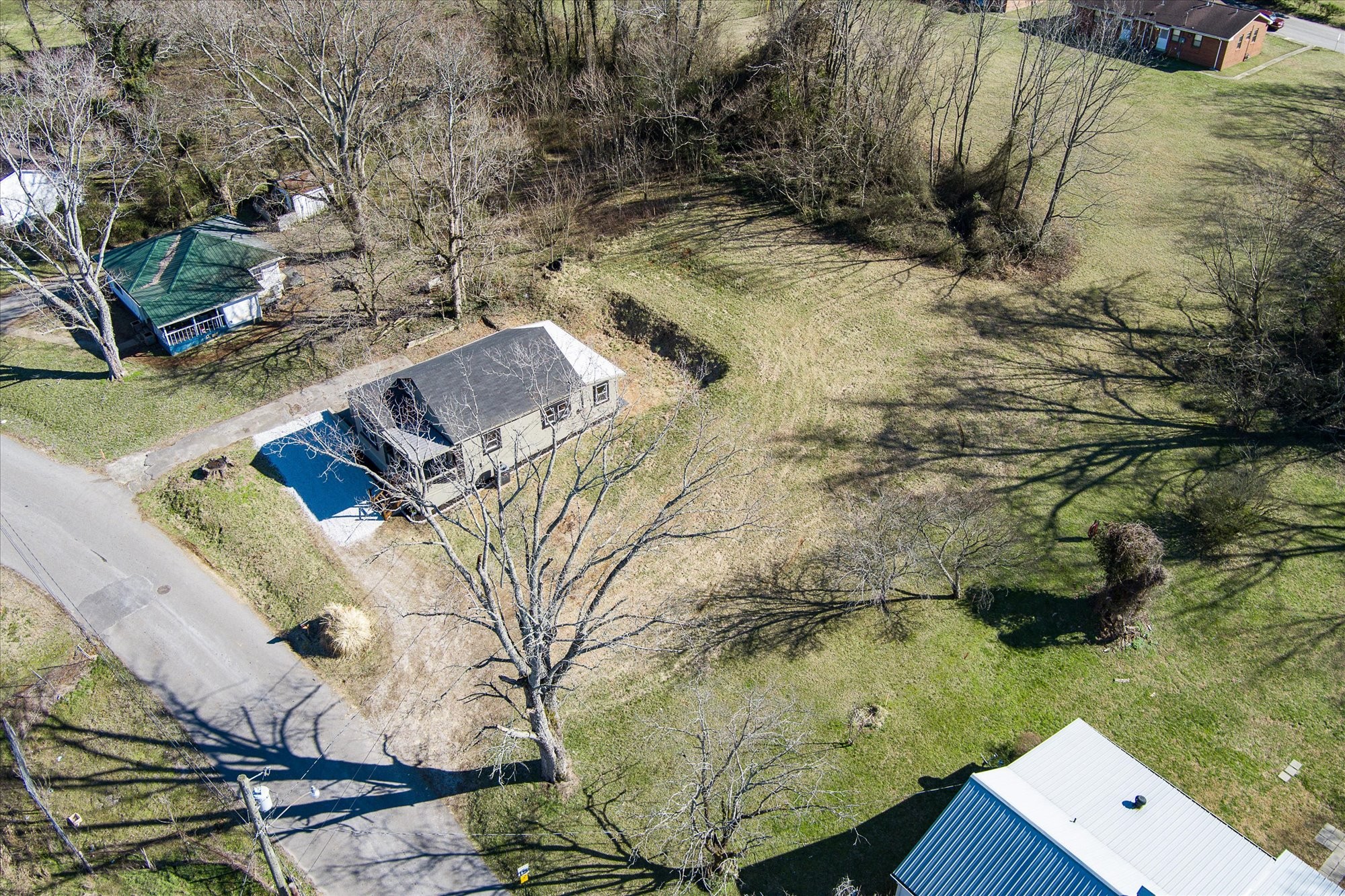 111 Lee St Property Photo 22
