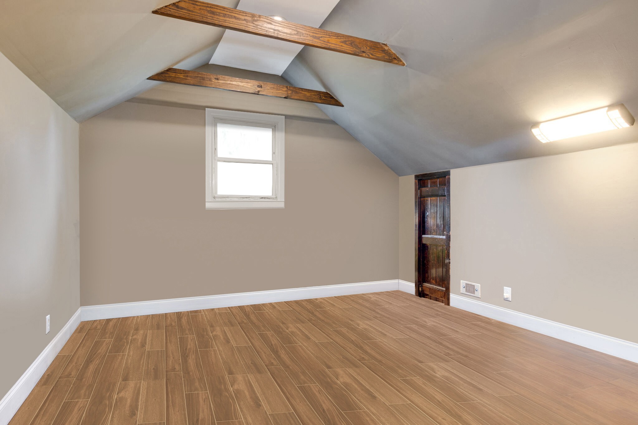 430 Center Ave Property Photo 11