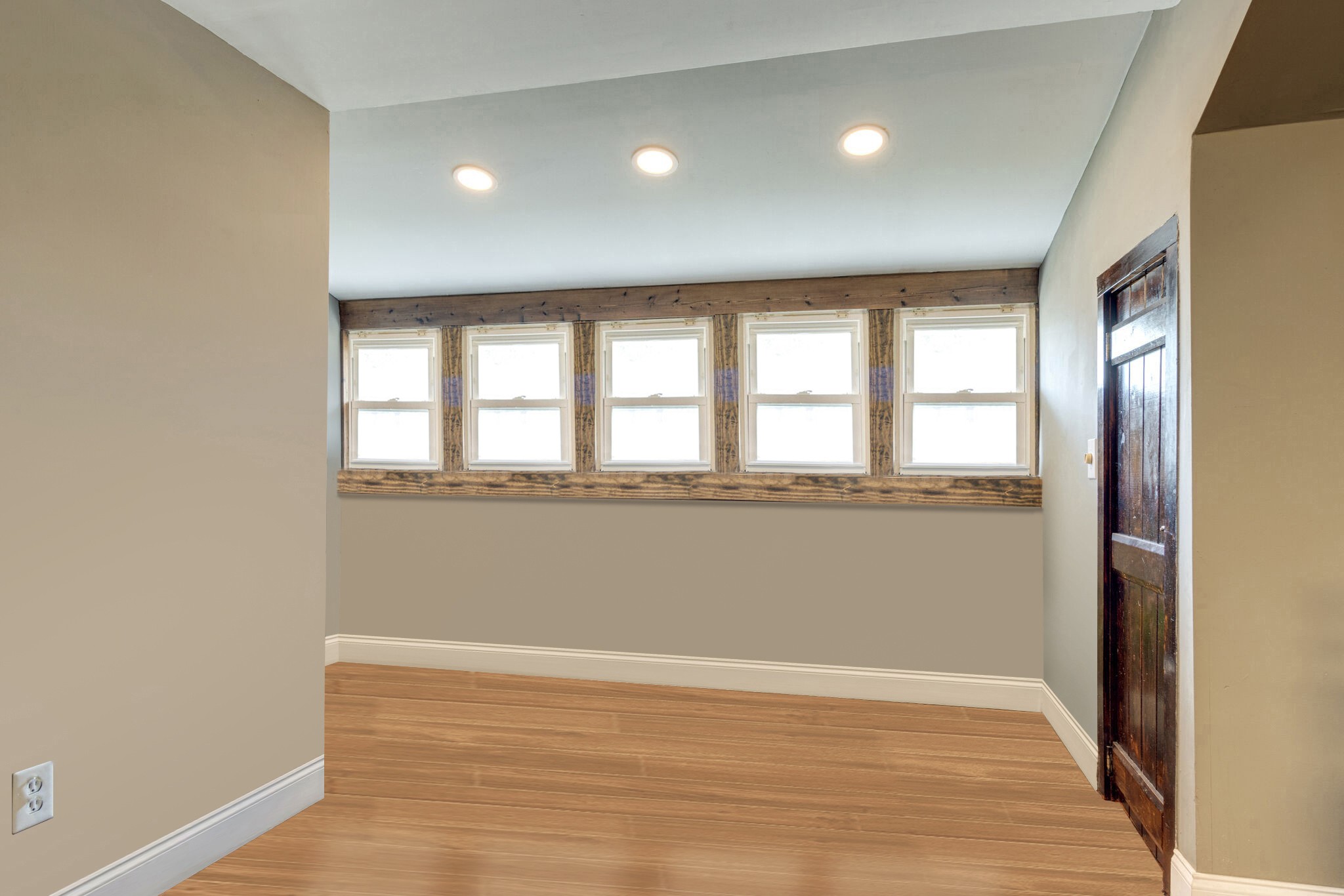 430 Center Ave Property Photo 13