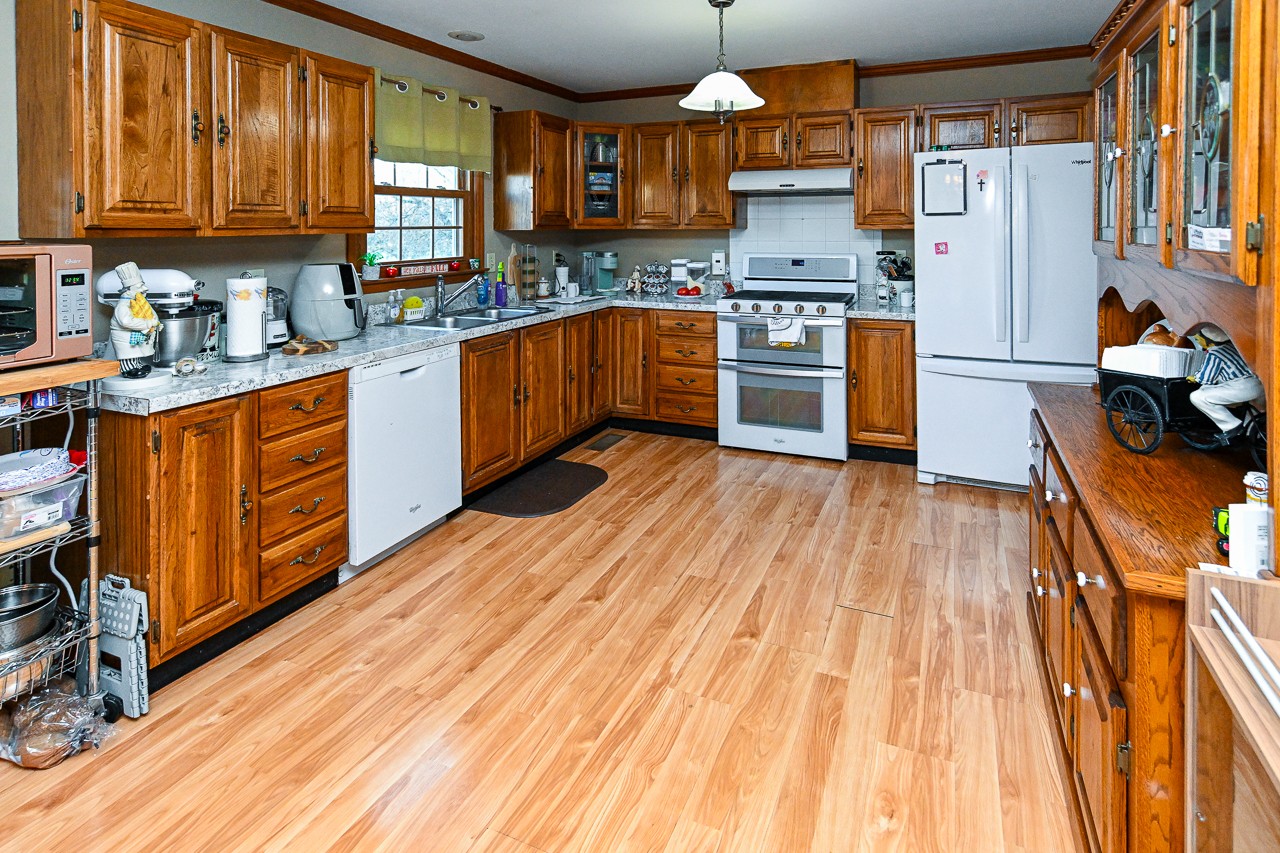 201 Chadwick Dr Property Photo 13