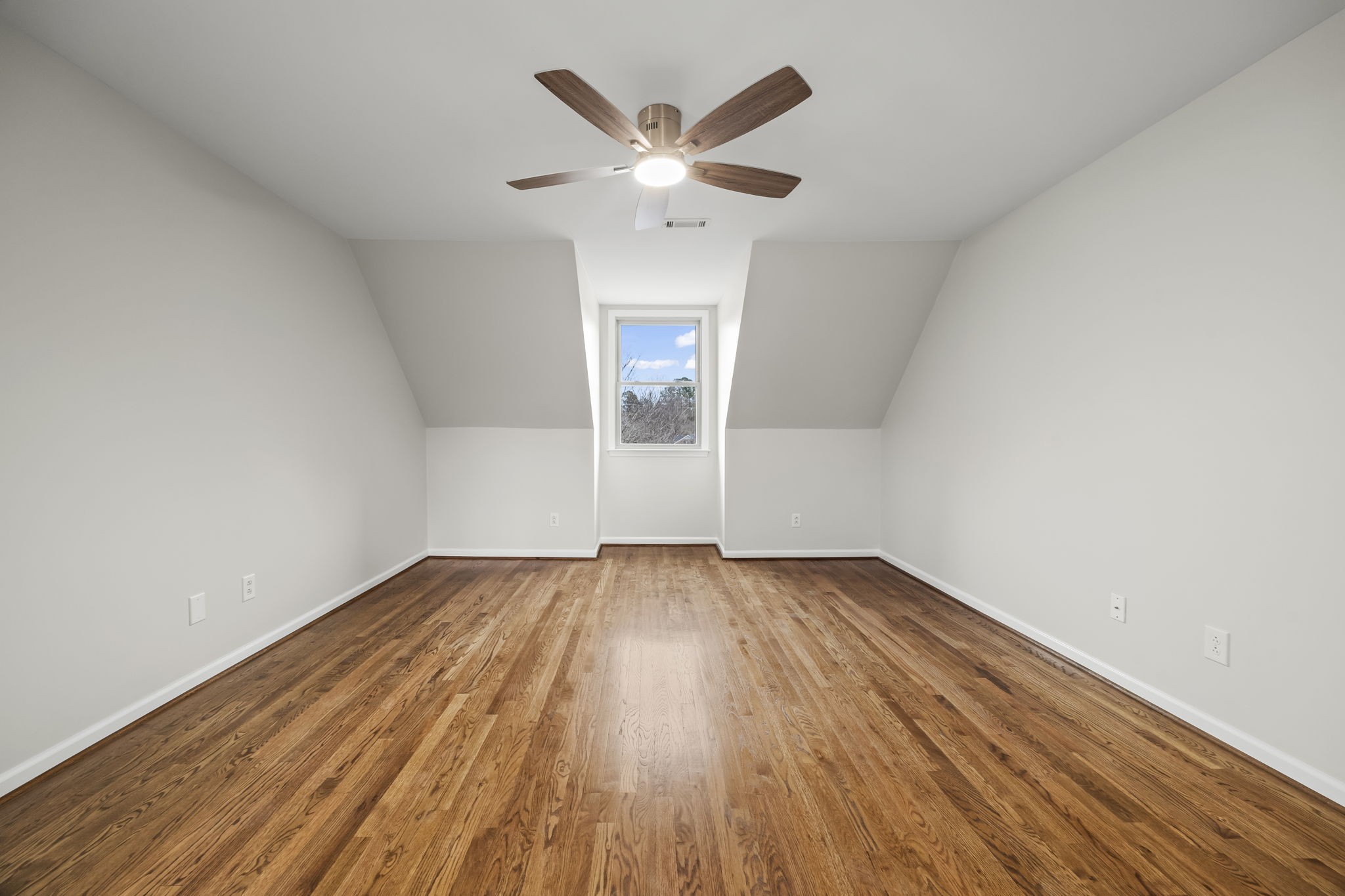 1183 Buckingham Cir Property Photo 39