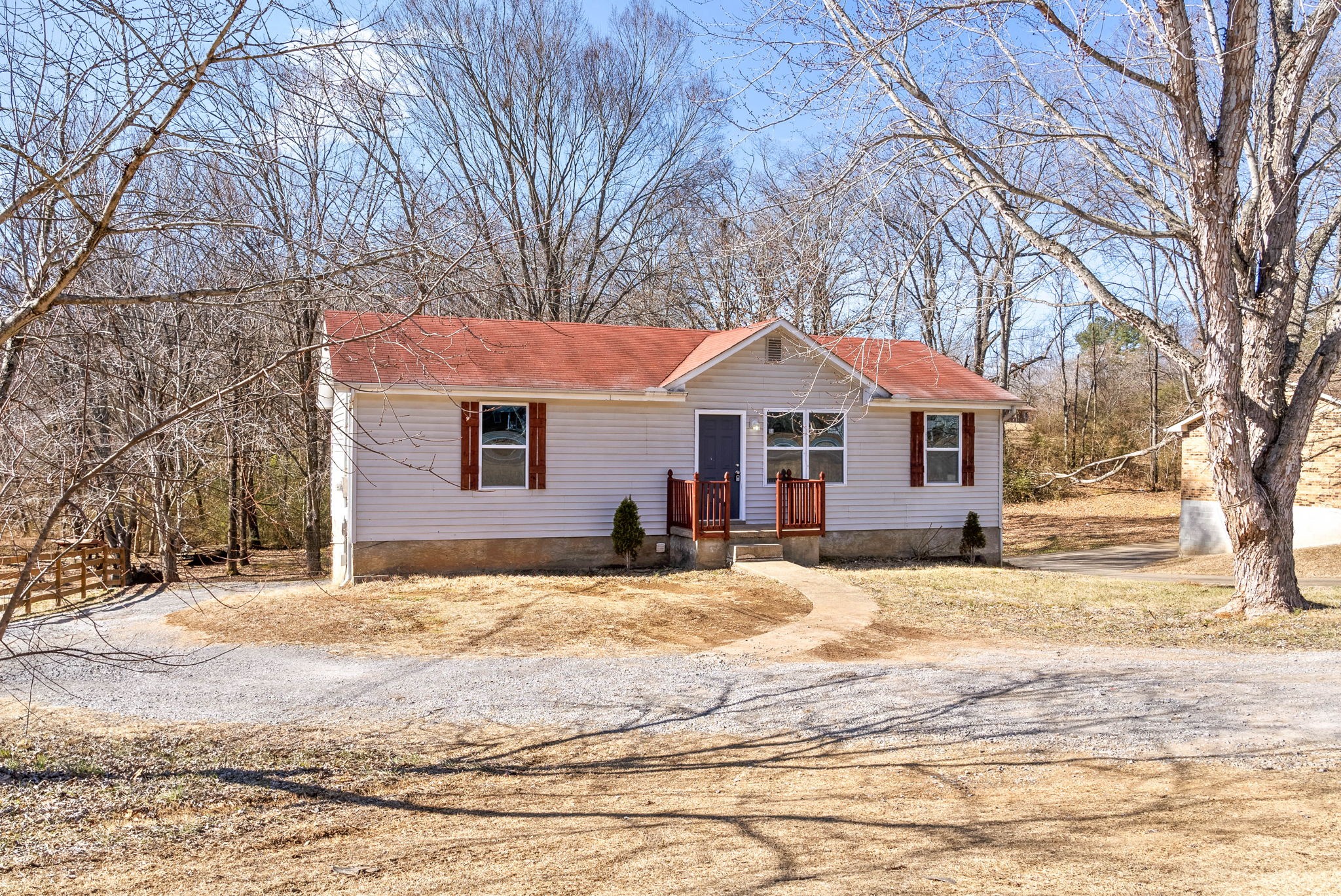 3252 Lylewood Rd Property Photo