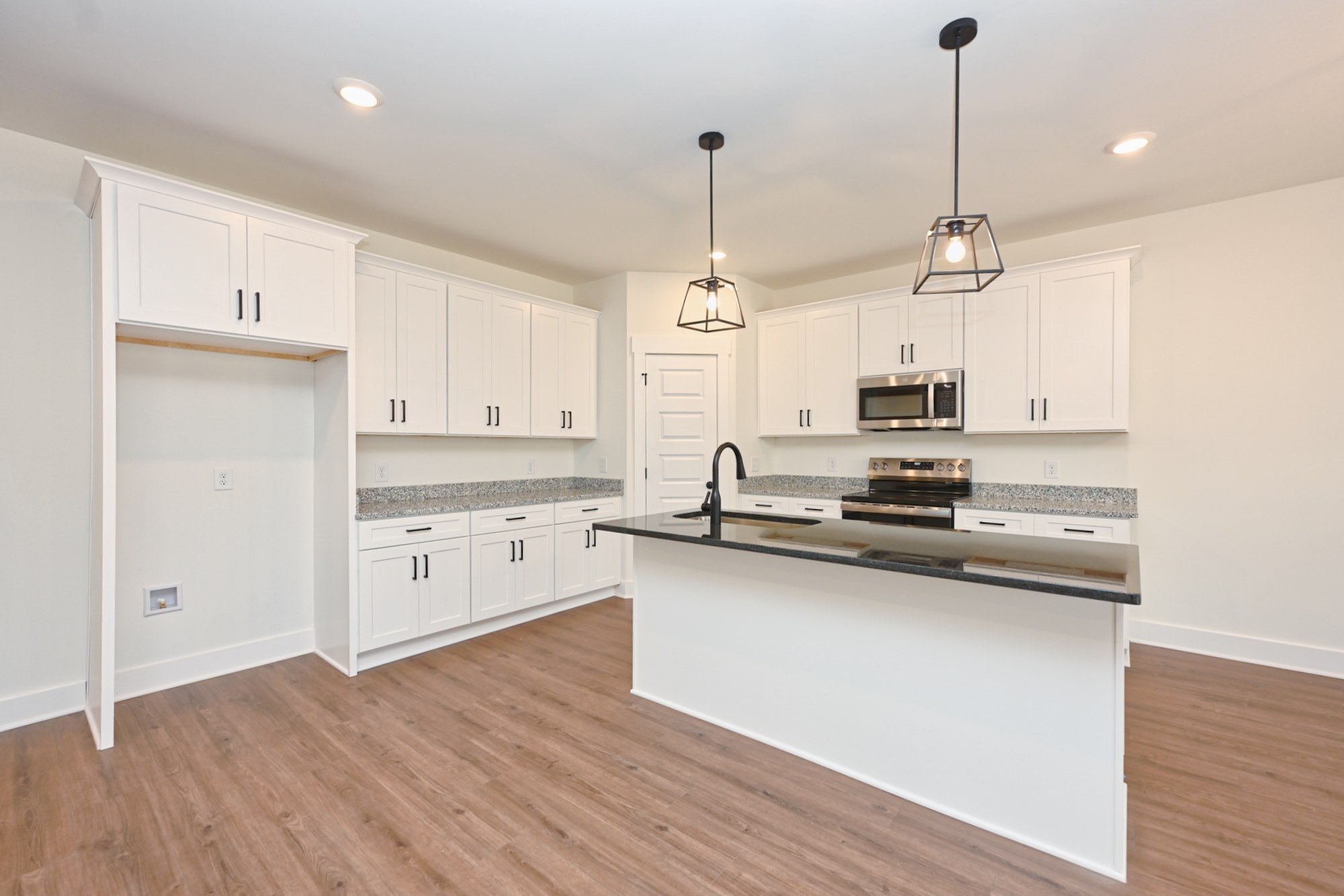 1108 Angus Way Property Photo 1