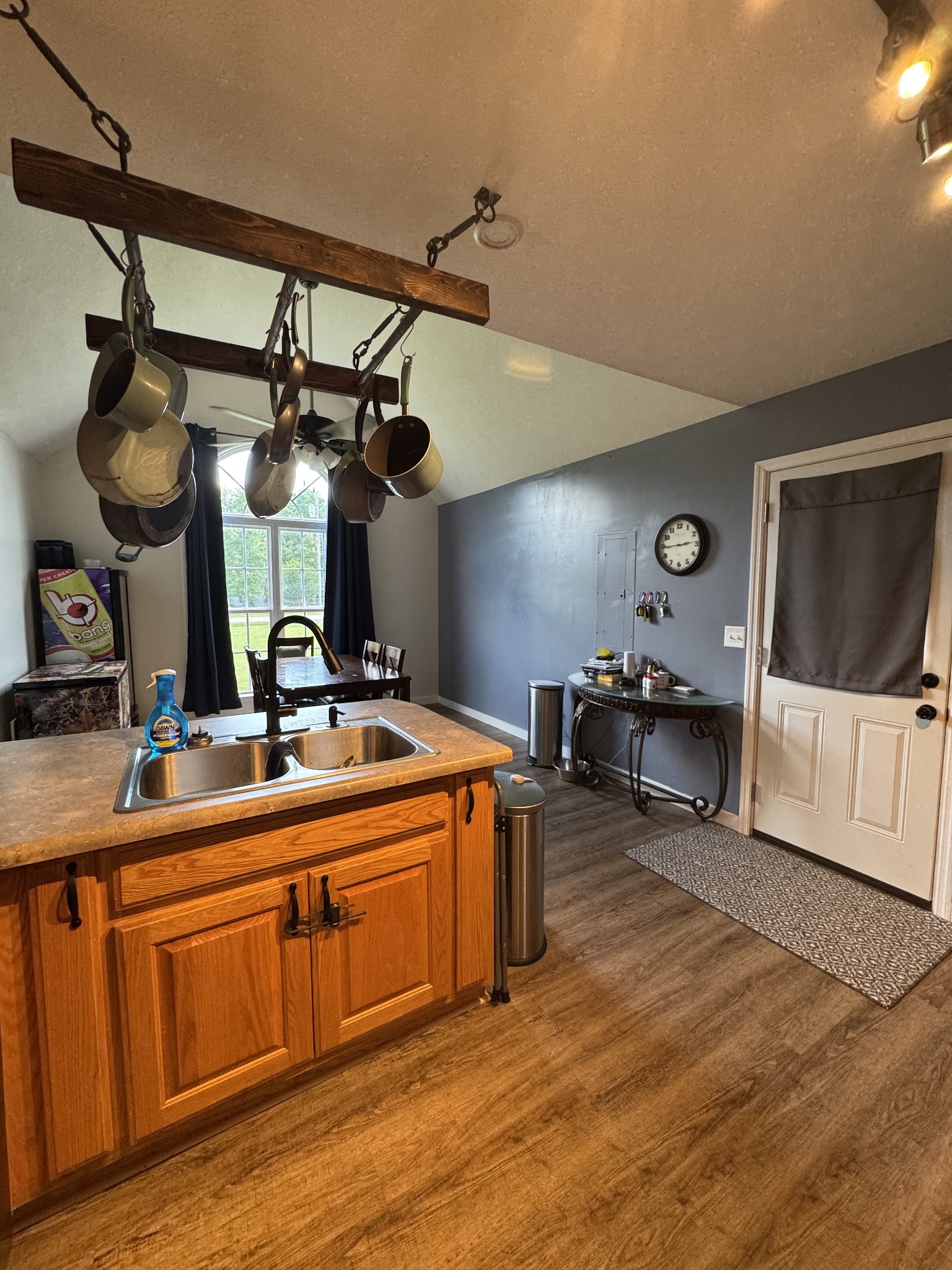 18 Pebble Creek Dr Property Photo 8