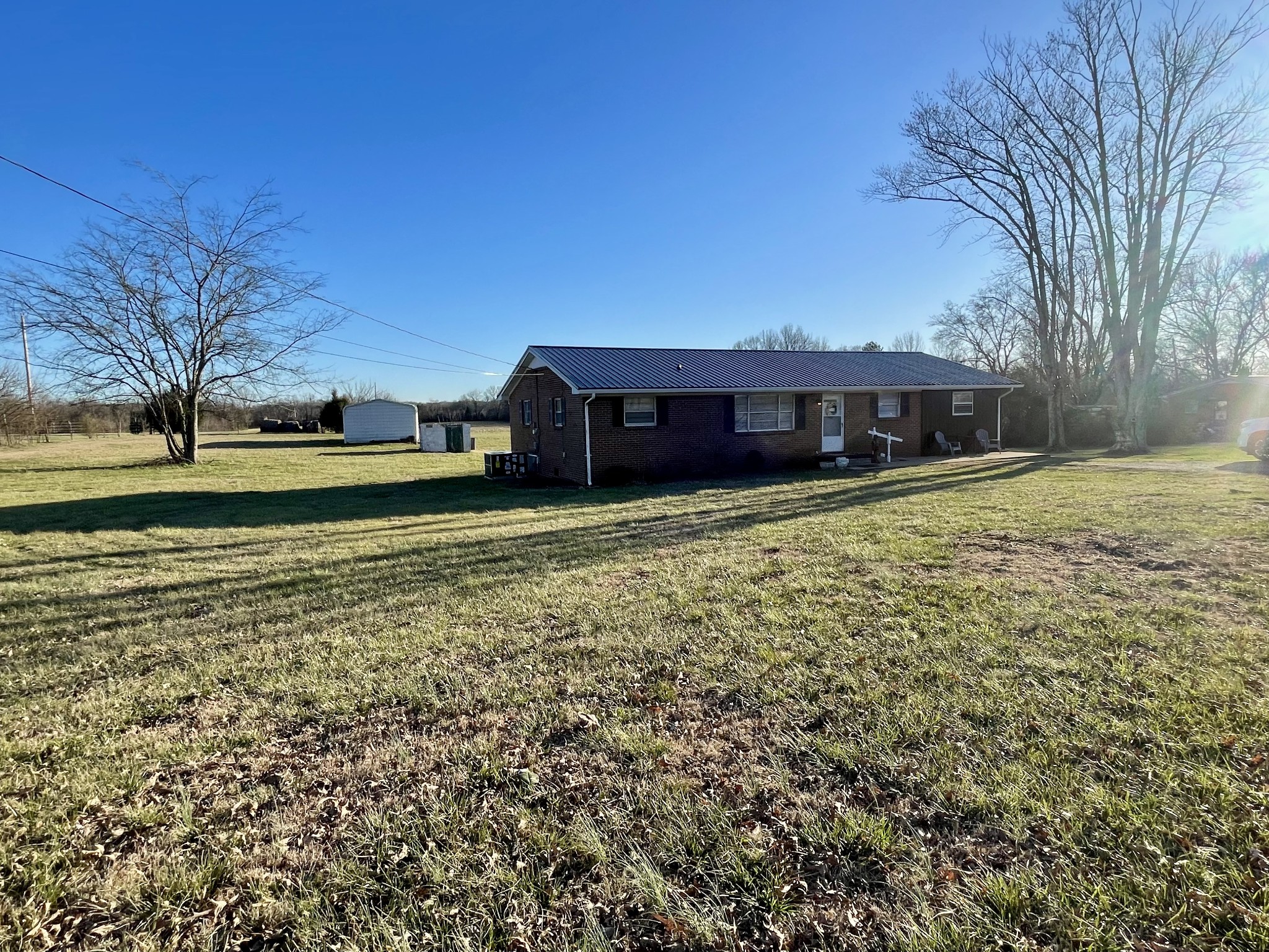 729 Weakley Creek Rd Property Photo 3
