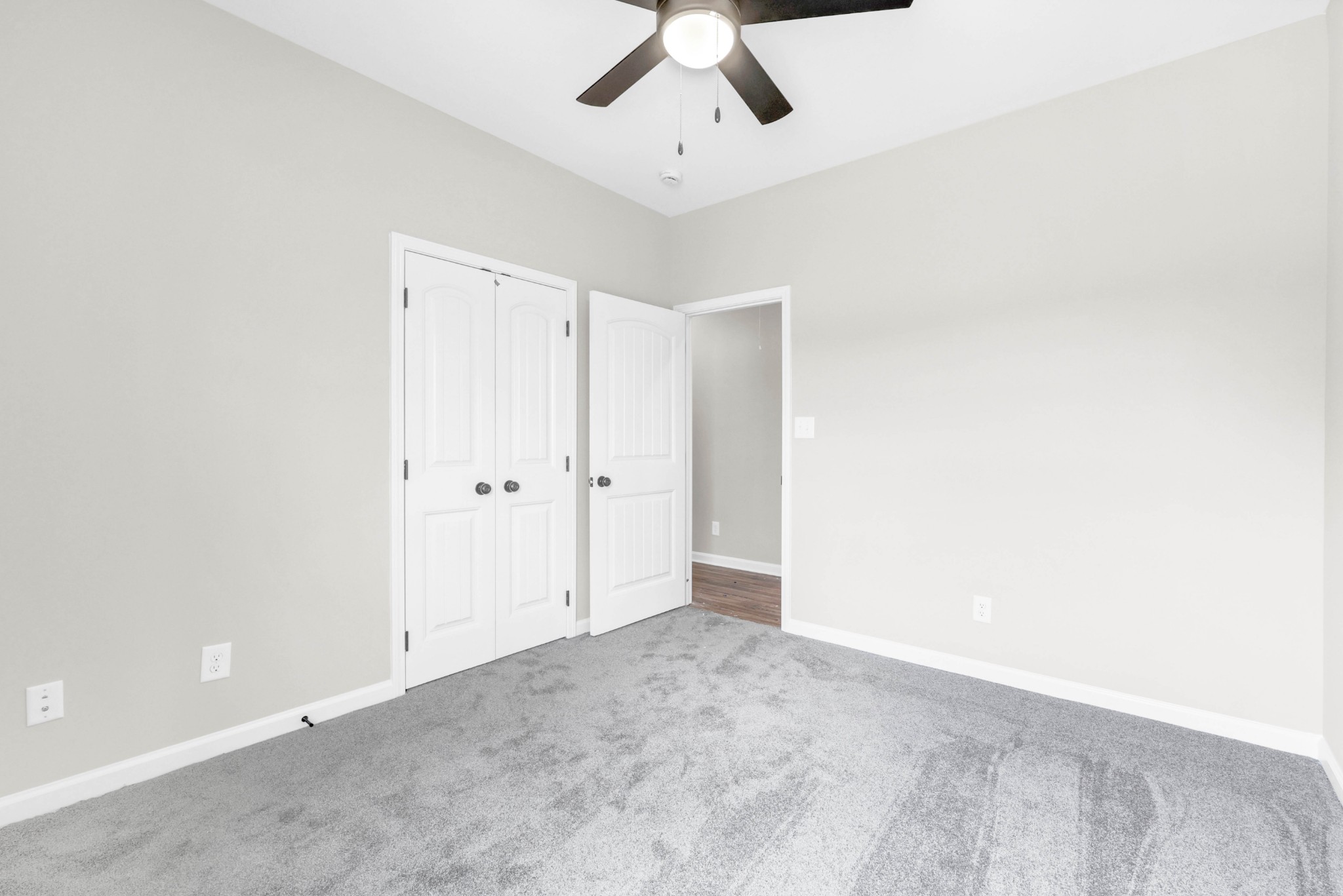 978 Vendue Ave Property Photo 33