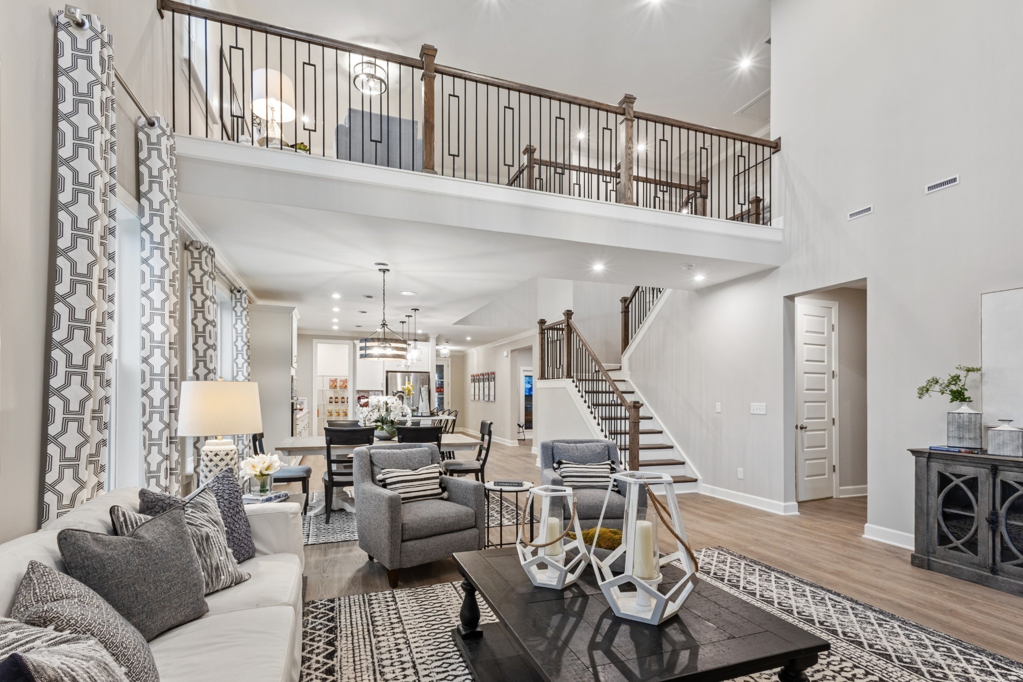 1005 Sycamore Estates Property Photo 1