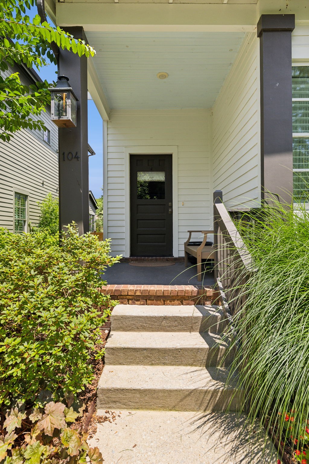 104 Cottage Ln Property Photo 7