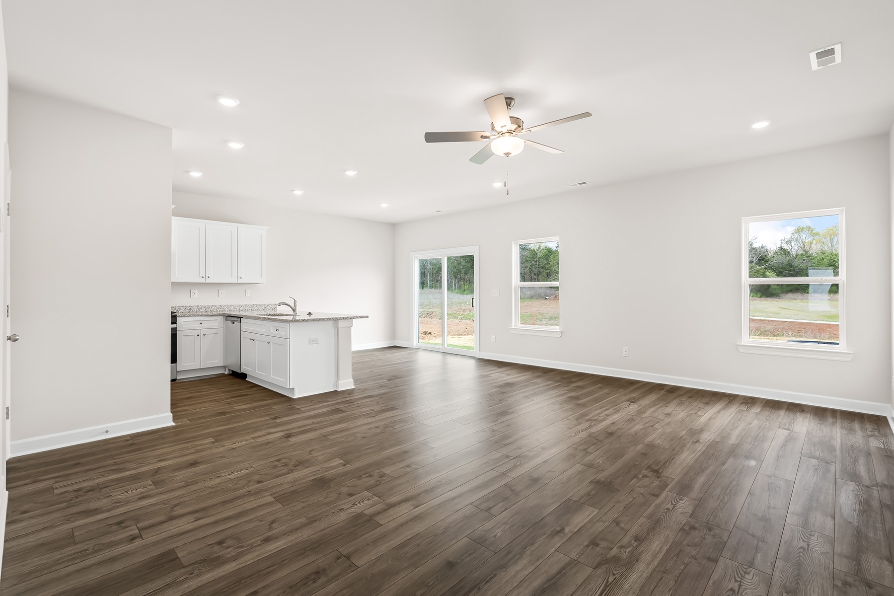 3435 Quintana Drive Property Photo 5