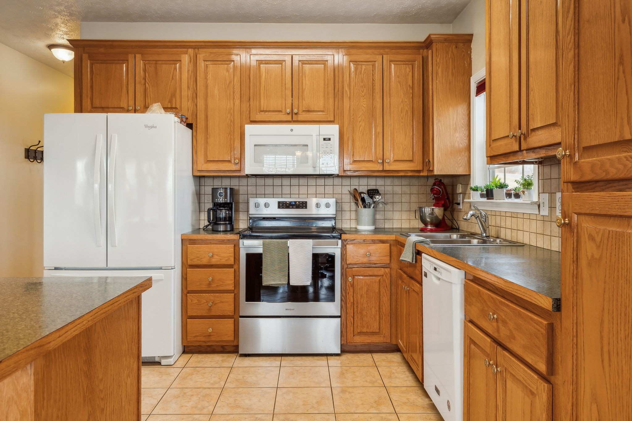 480 Turtle Point Ln Property Photo 15