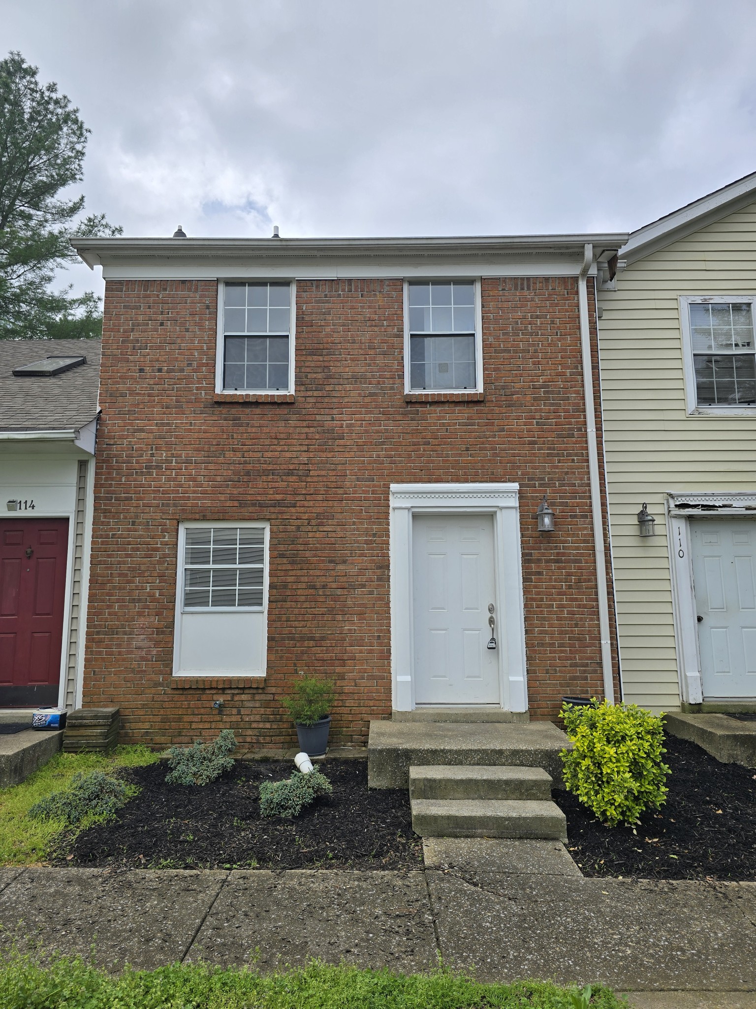 112 Greenland Ct Property Photo 2