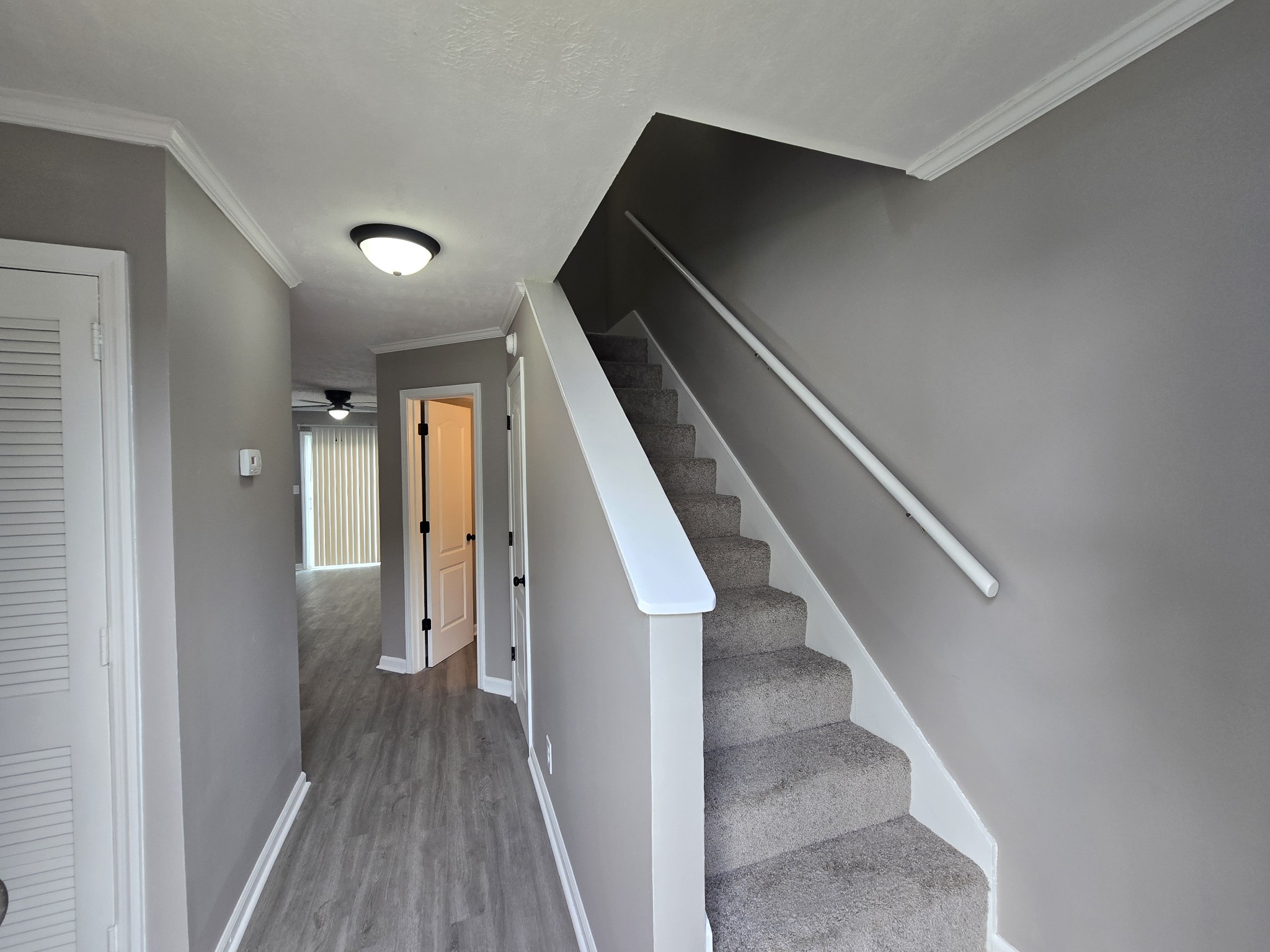 112 Greenland Ct Property Photo 3