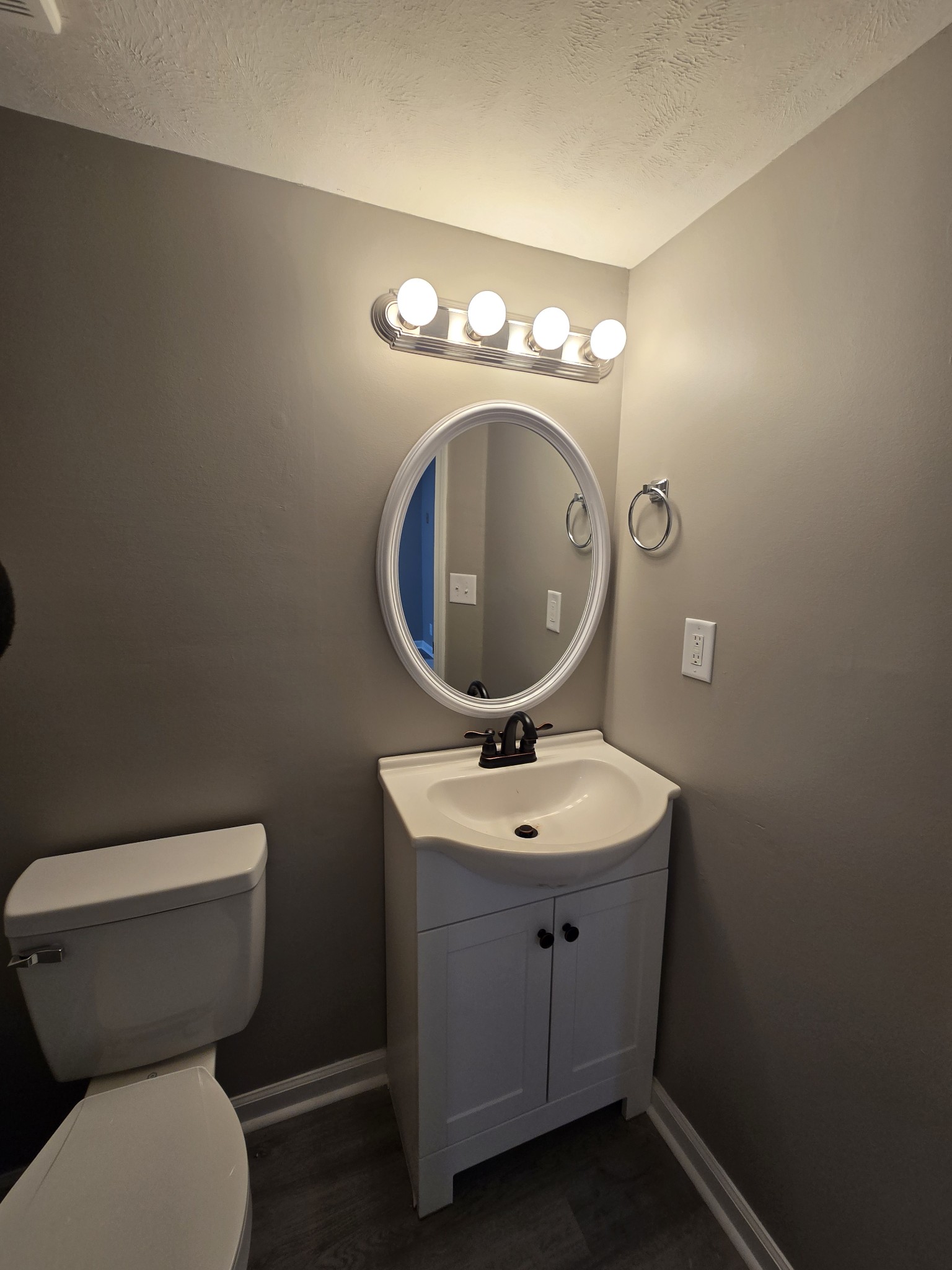 112 Greenland Ct Property Photo 9