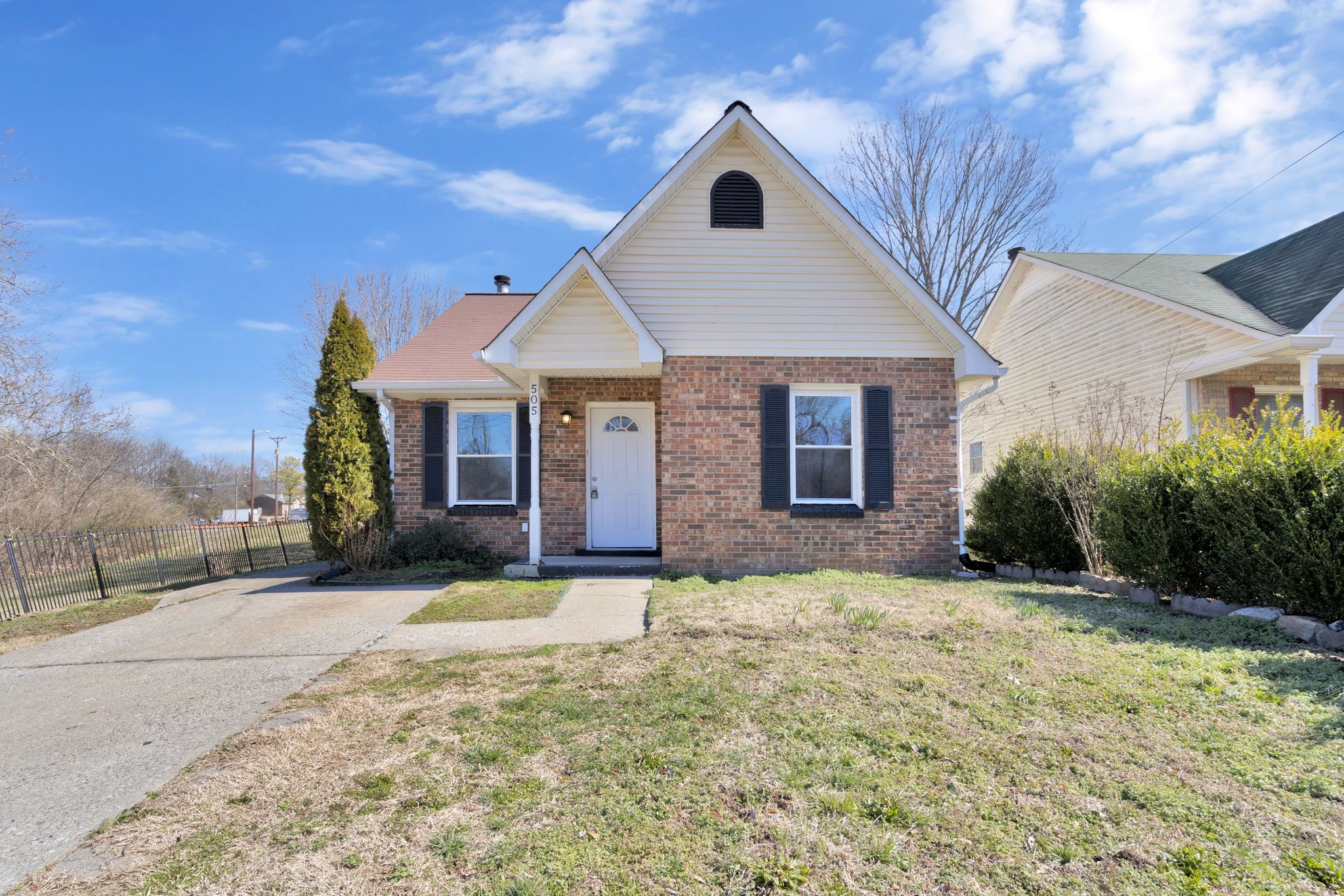 505 Park Ct Property Photo