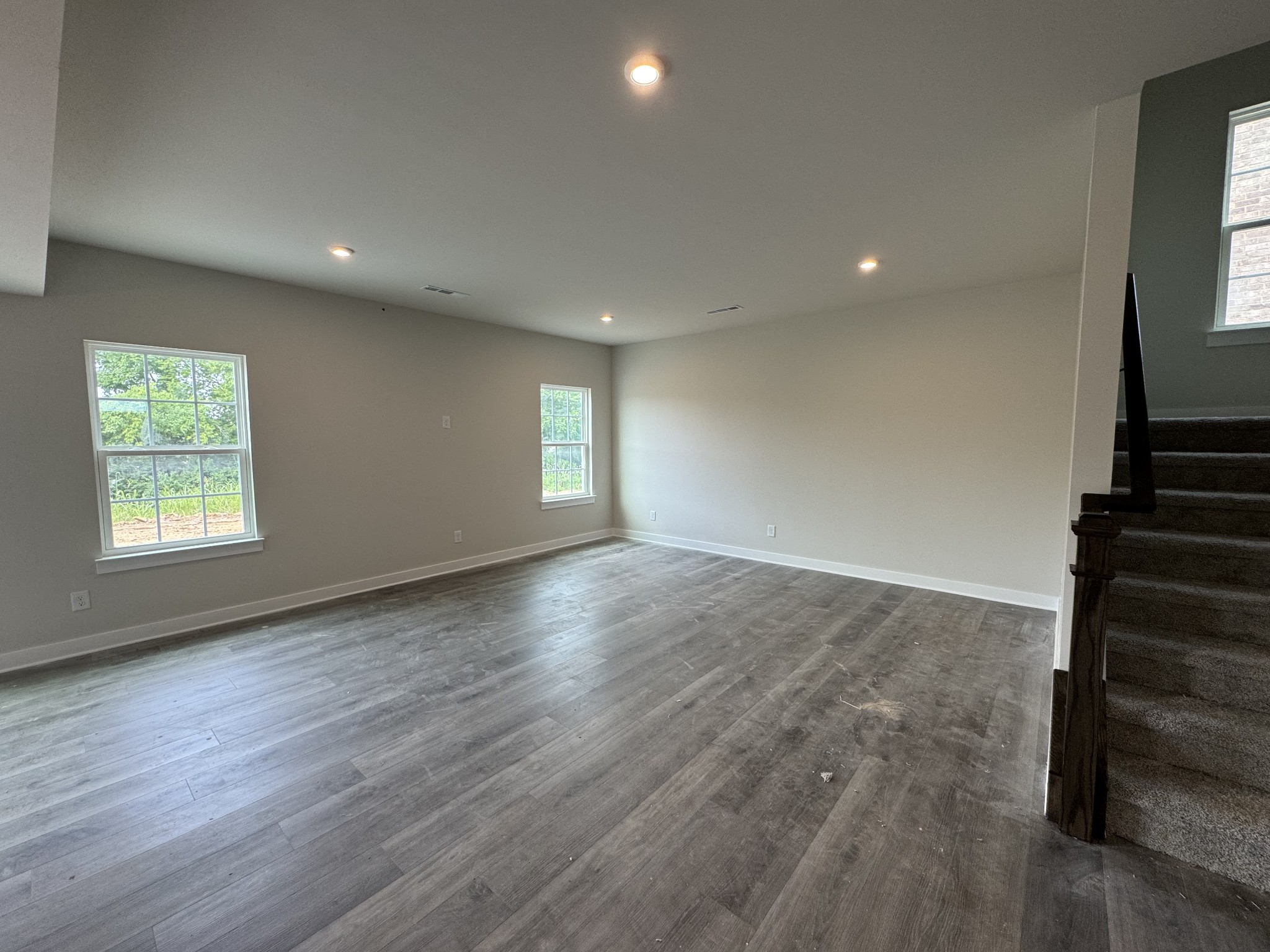 1153 Savannah Ave Property Photo 5