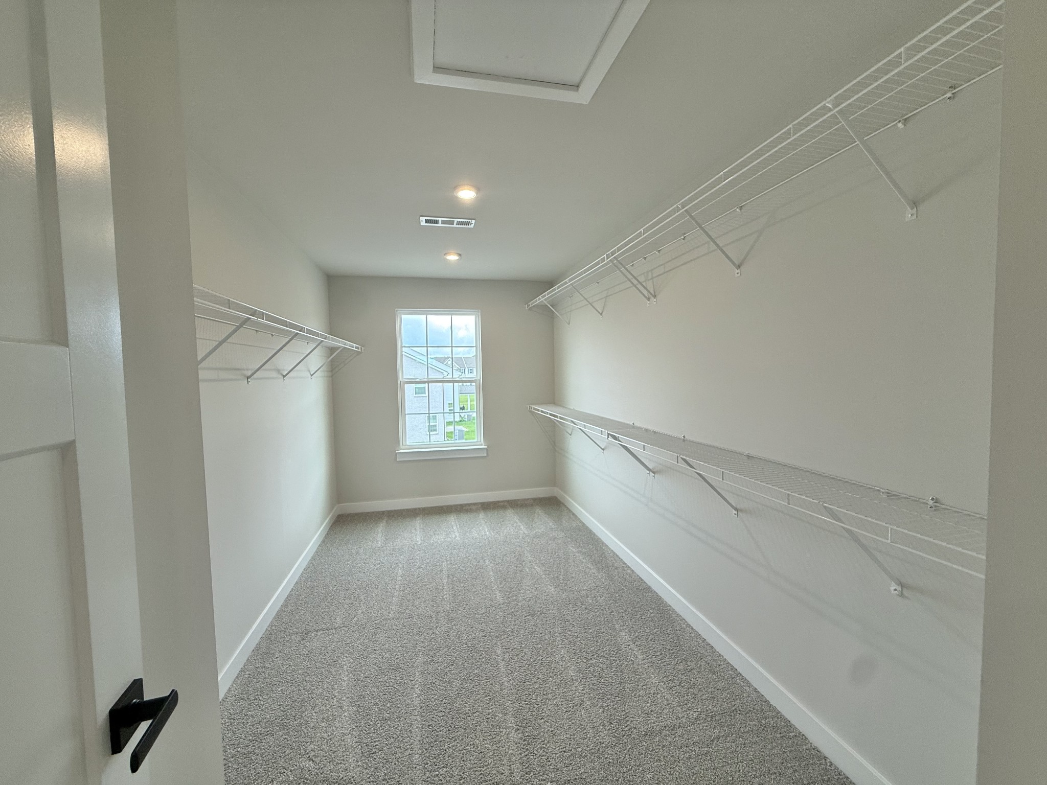 1153 Savannah Ave Property Photo 31
