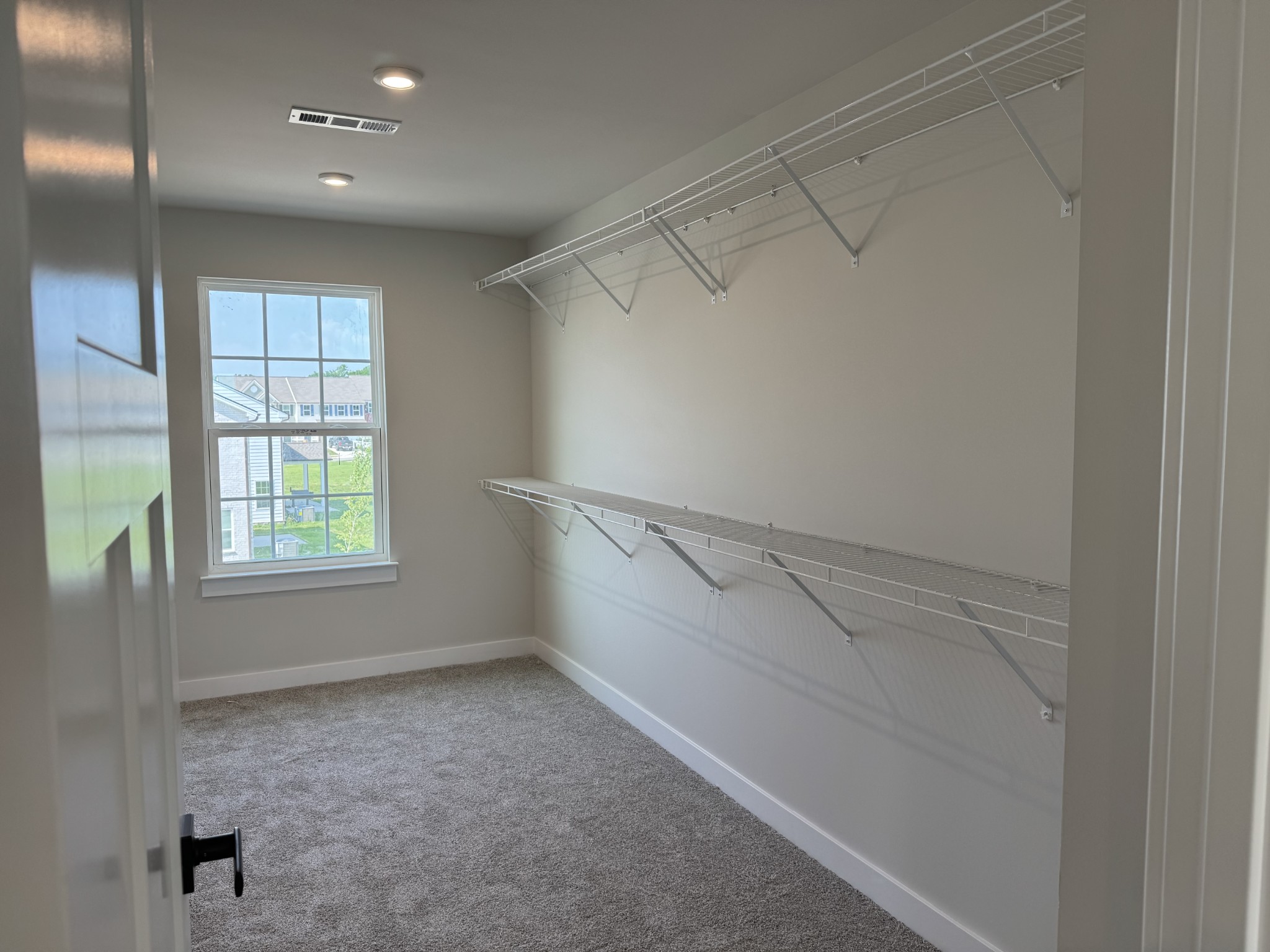 1153 Savannah Ave Property Photo 32