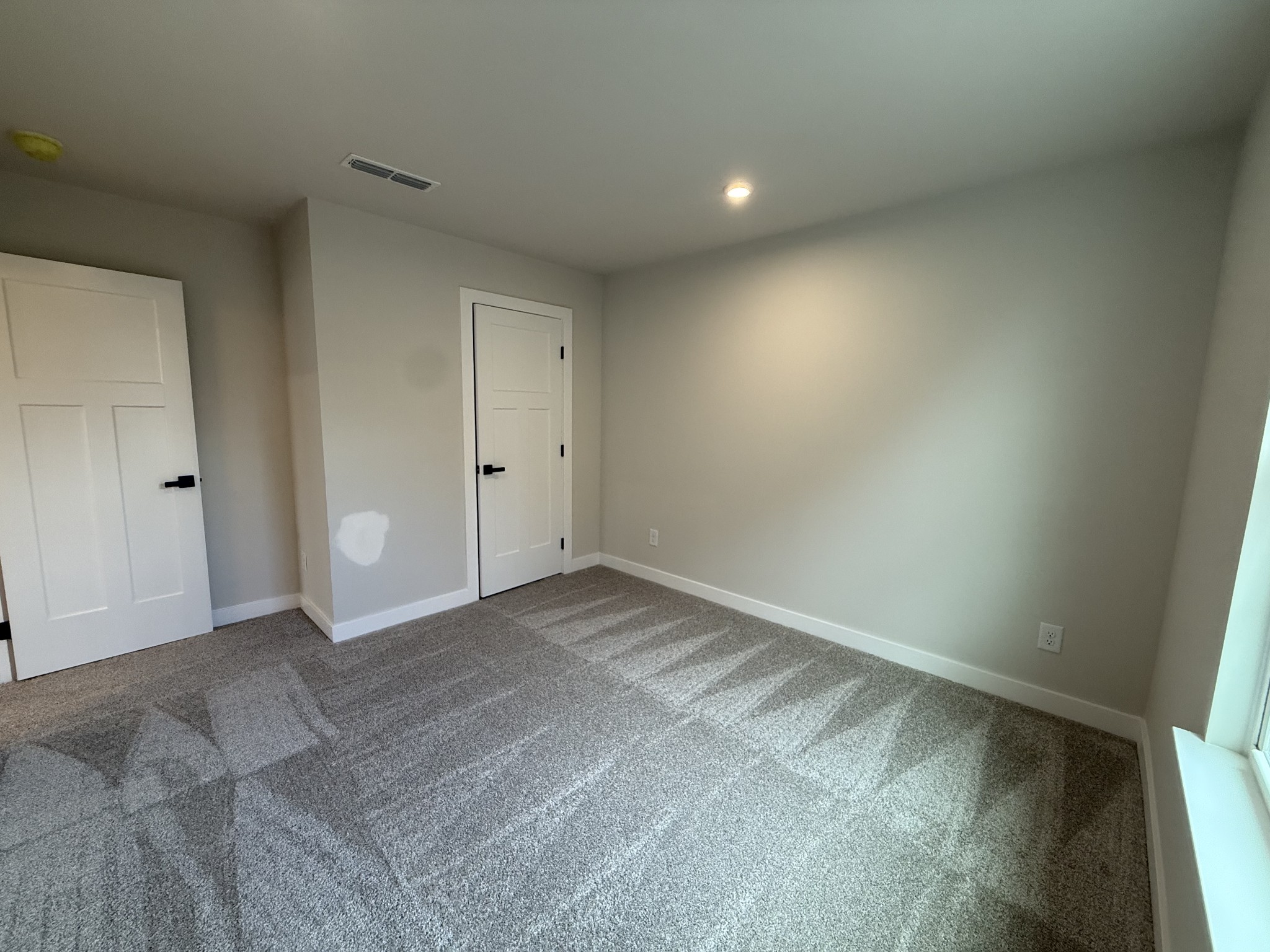 1153 Savannah Ave Property Photo 41