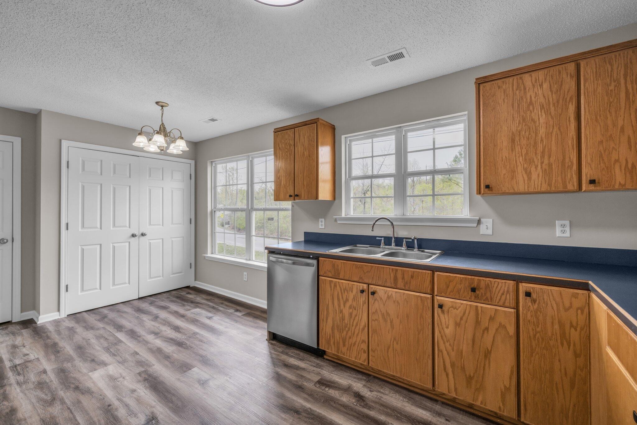 8115 Standifer Gap Road Property Photo 10