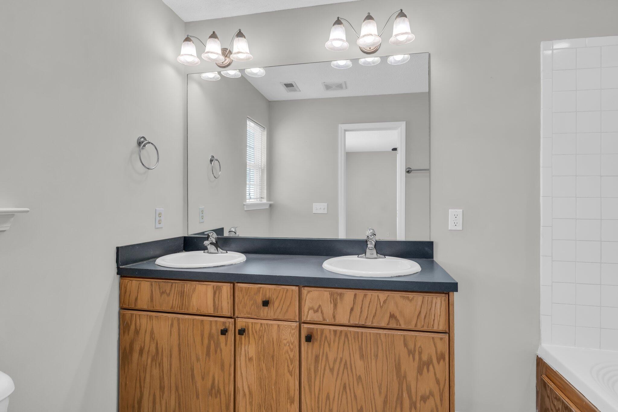 8115 Standifer Gap Road Property Photo 17