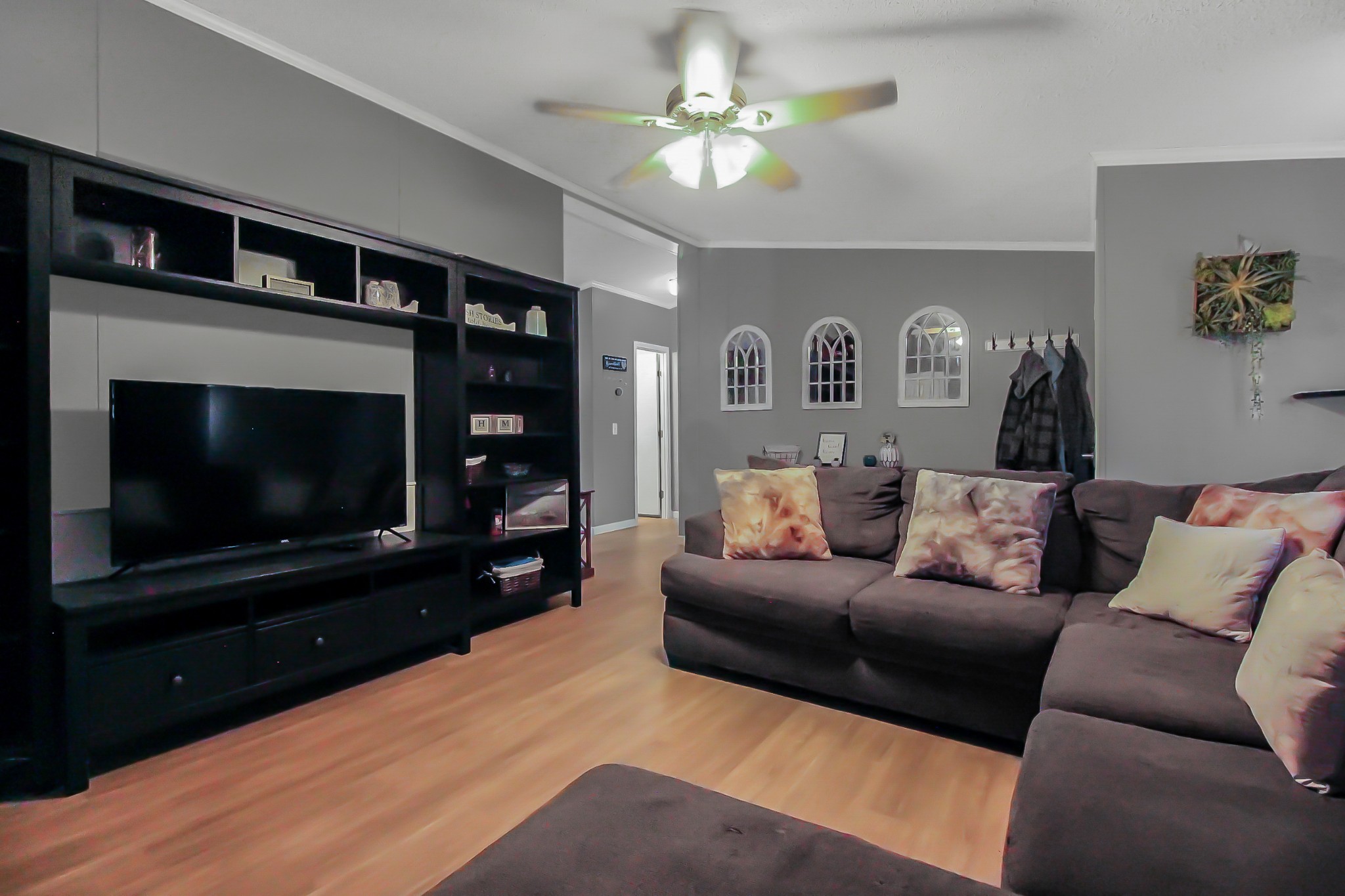 1464 Black Oak Dr Property Photo 3