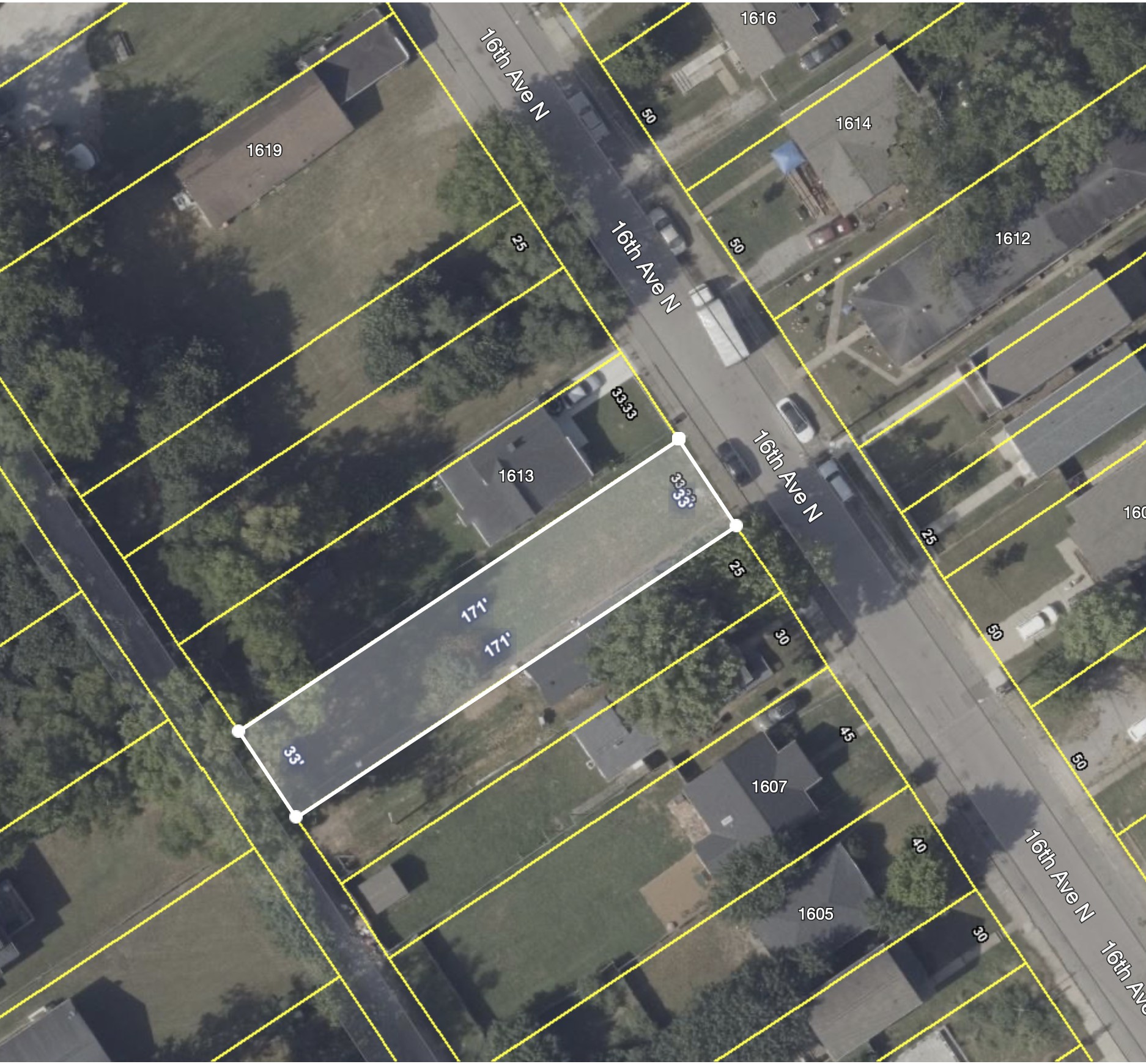 1611 16th Ave Property Photo