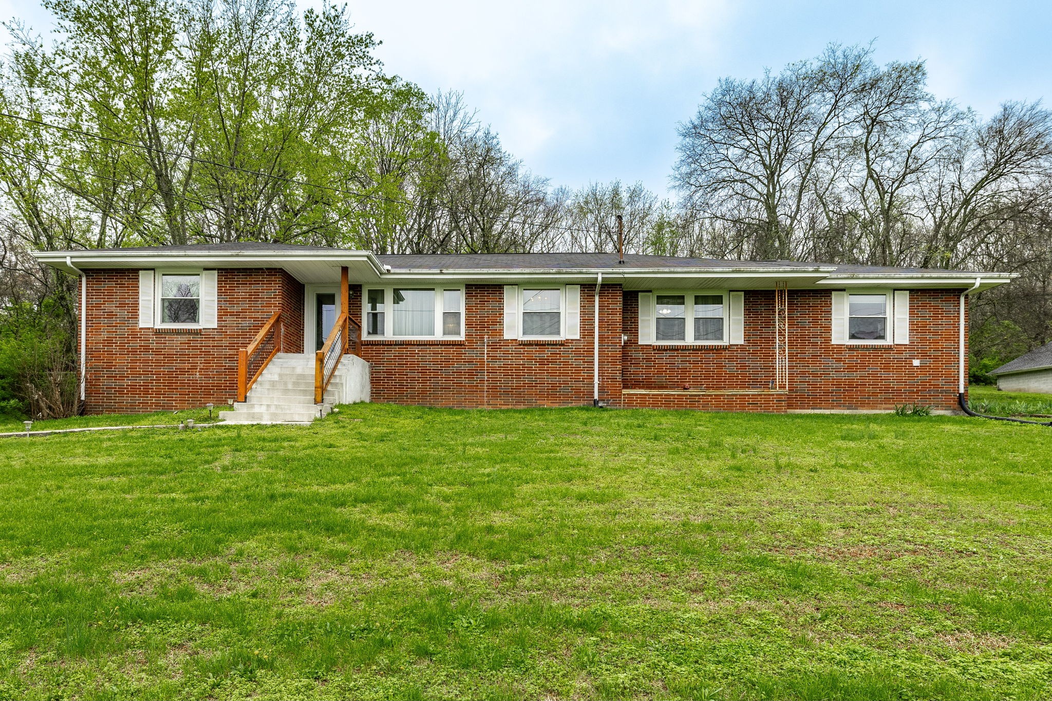 210 Shevel Dr Property Photo 6