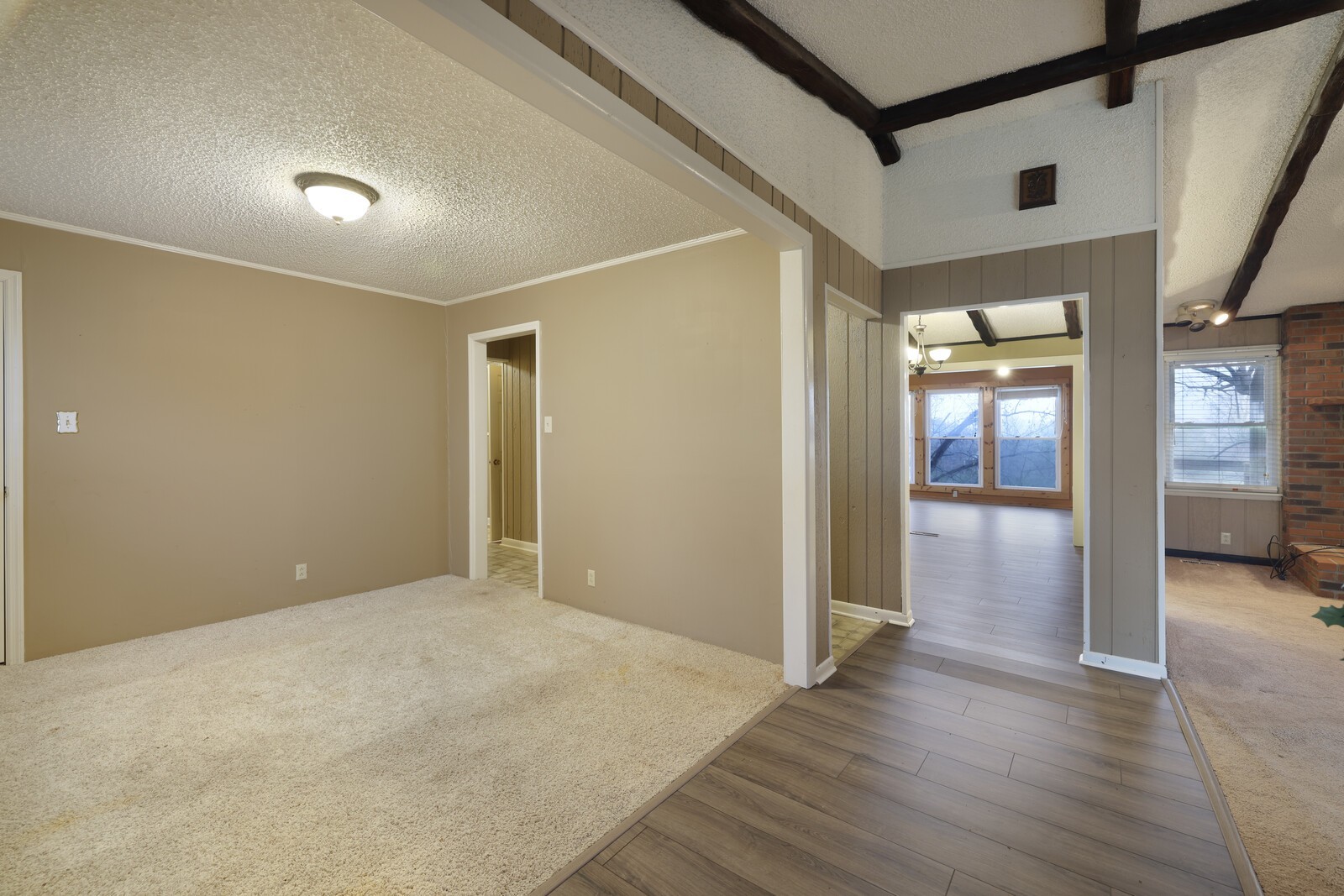 157 Hillcrest Cir Property Photo 6