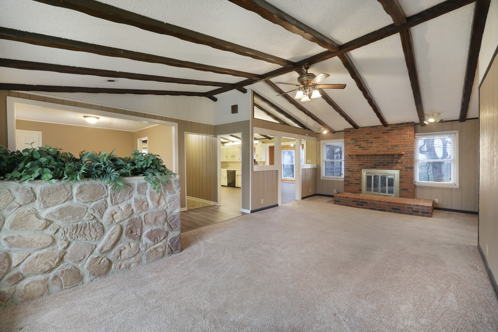 157 Hillcrest Cir Property Photo 12