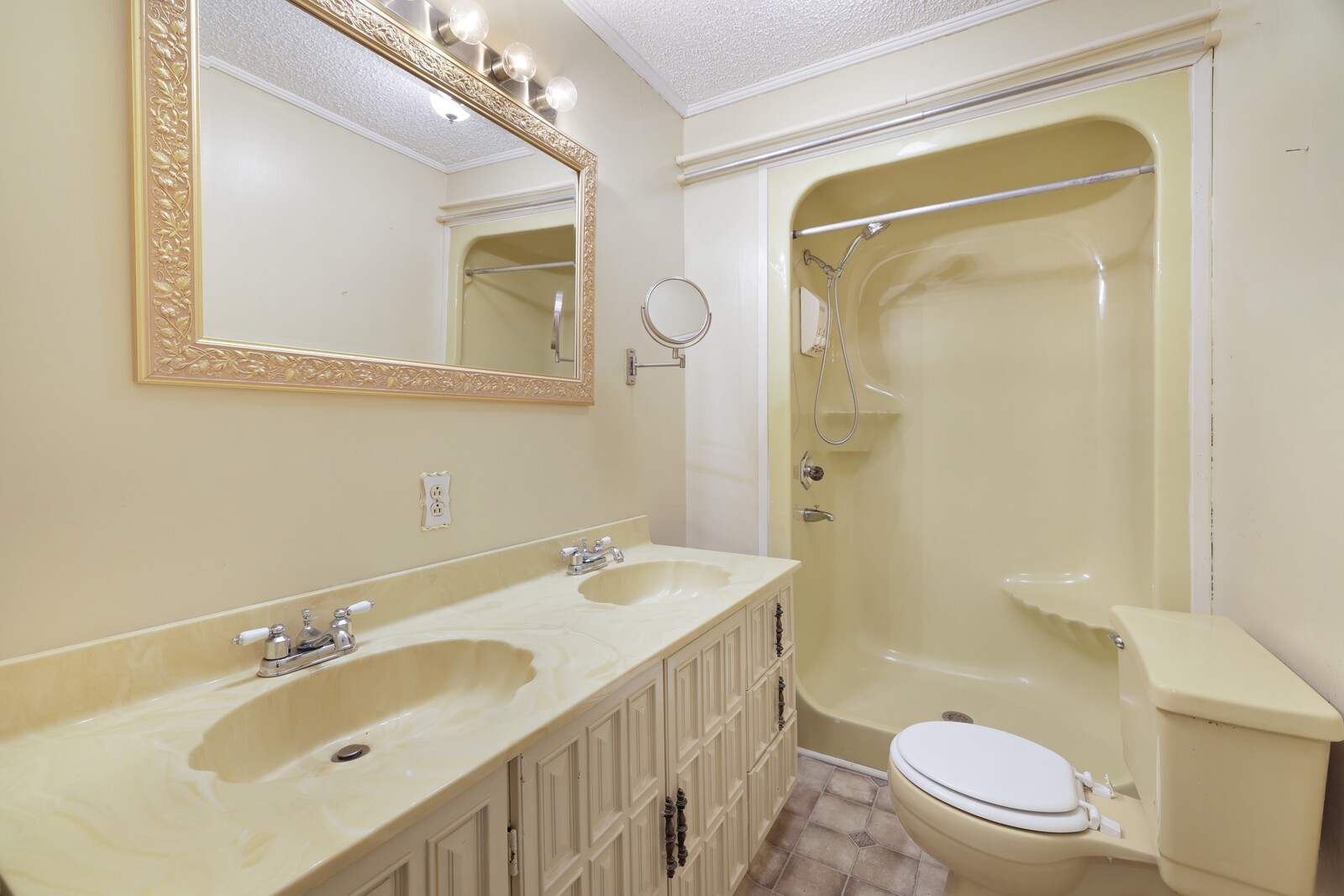 157 Hillcrest Cir Property Photo 30