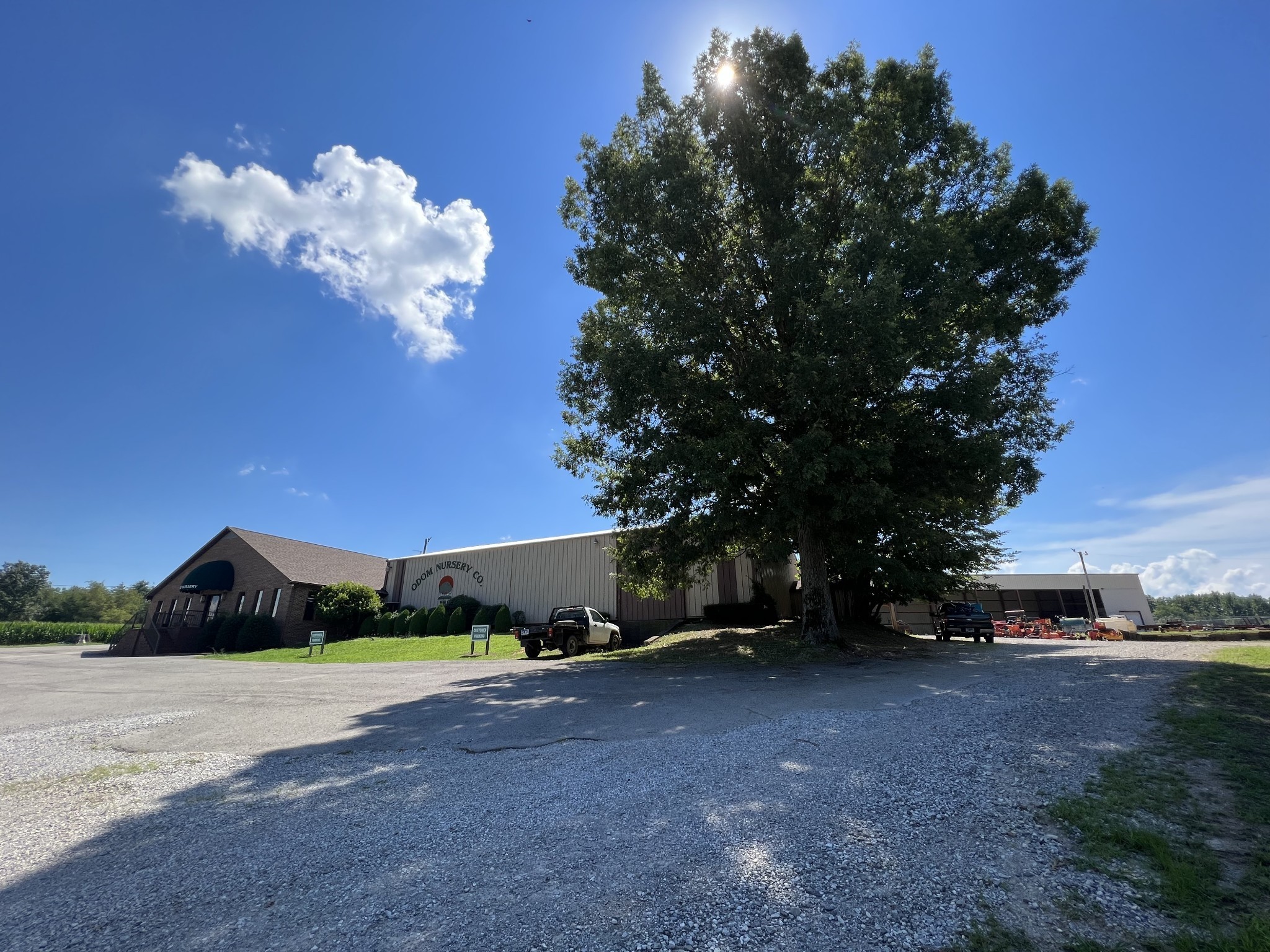 10279 Manchester Hwy Property Photo 3