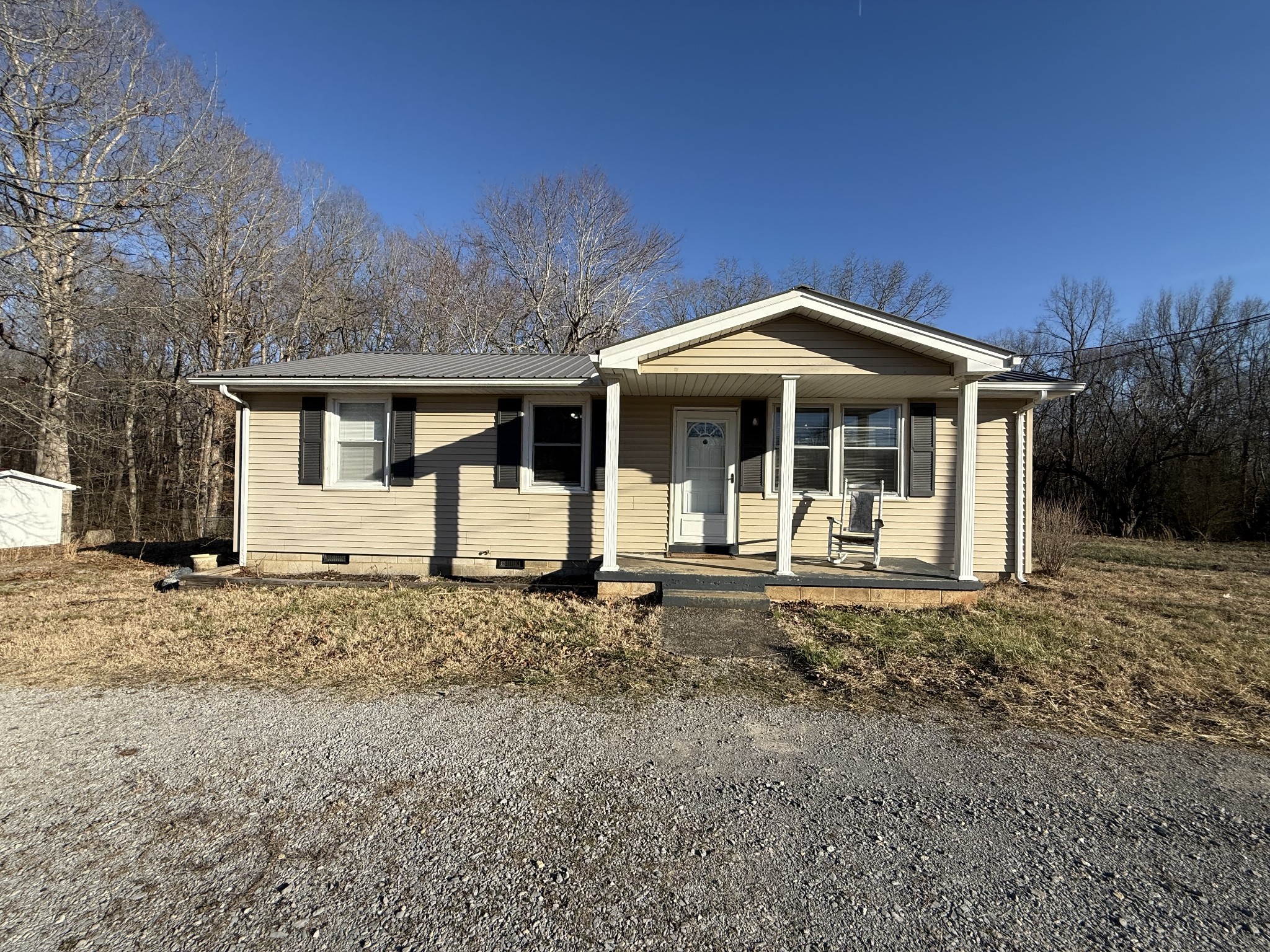 5024 Highway 100 Property Photo