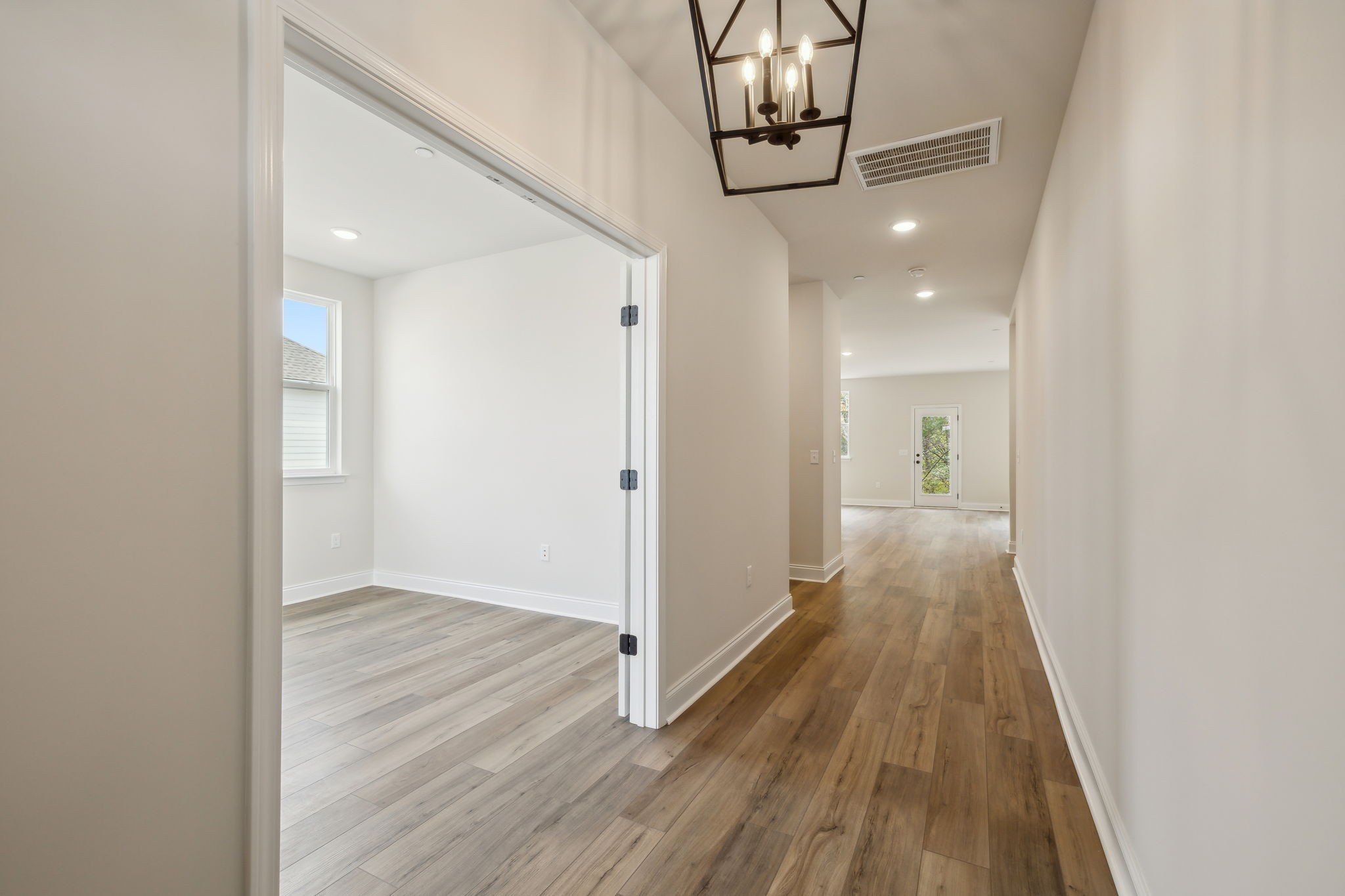113 Cannonade Court Property Photo 6