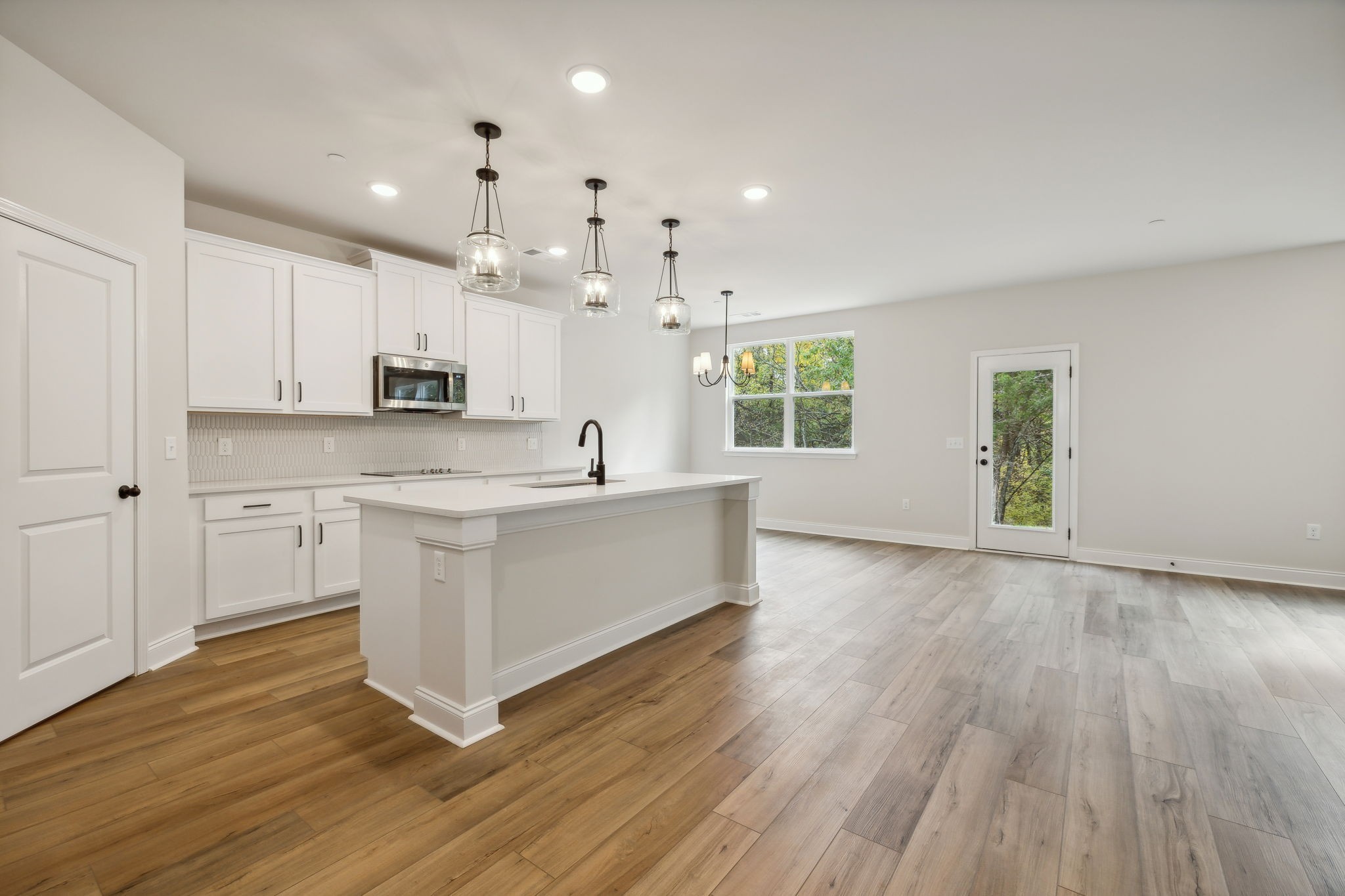 113 Cannonade Court Property Photo 12